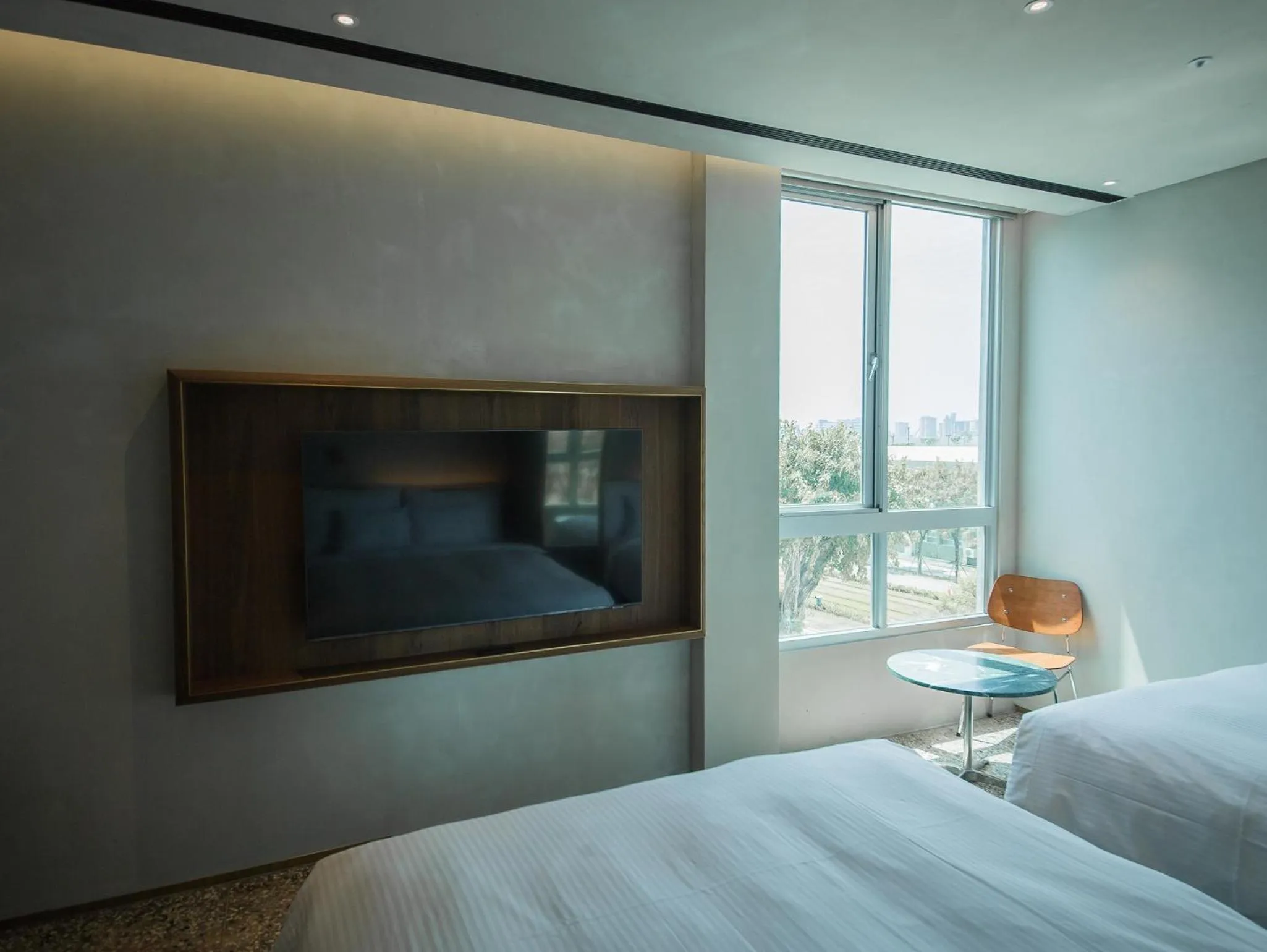 Photo of the whole room, Bed in PAPO'A Harbor Hotel