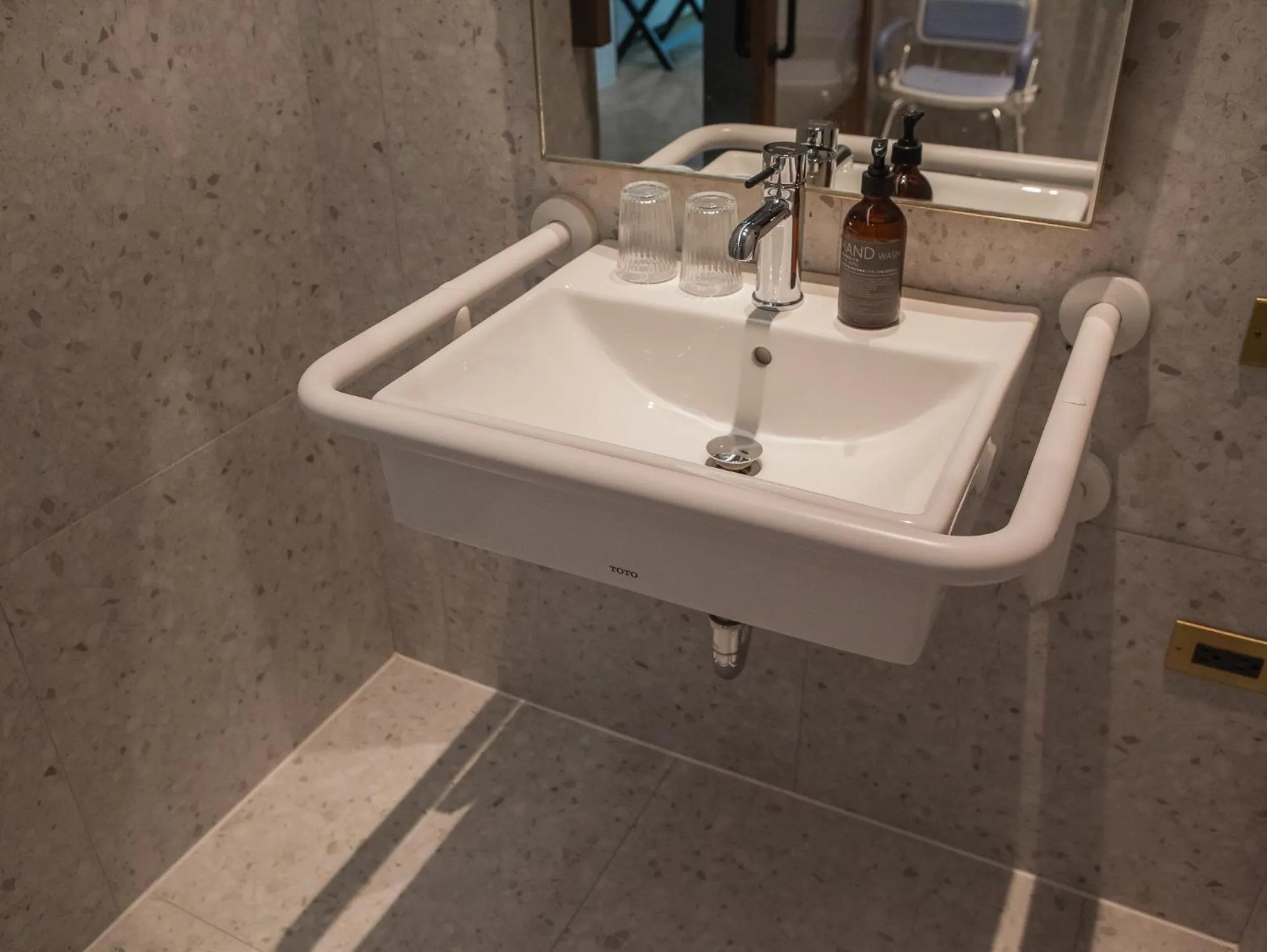 Bathroom in PAPO'A Harbor Hotel