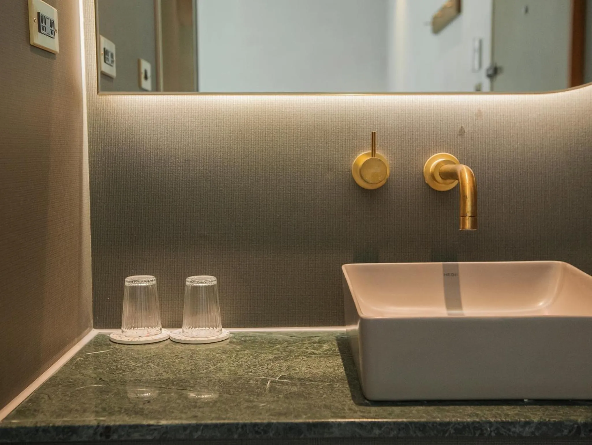 minibar in PAPO'A Harbor Hotel