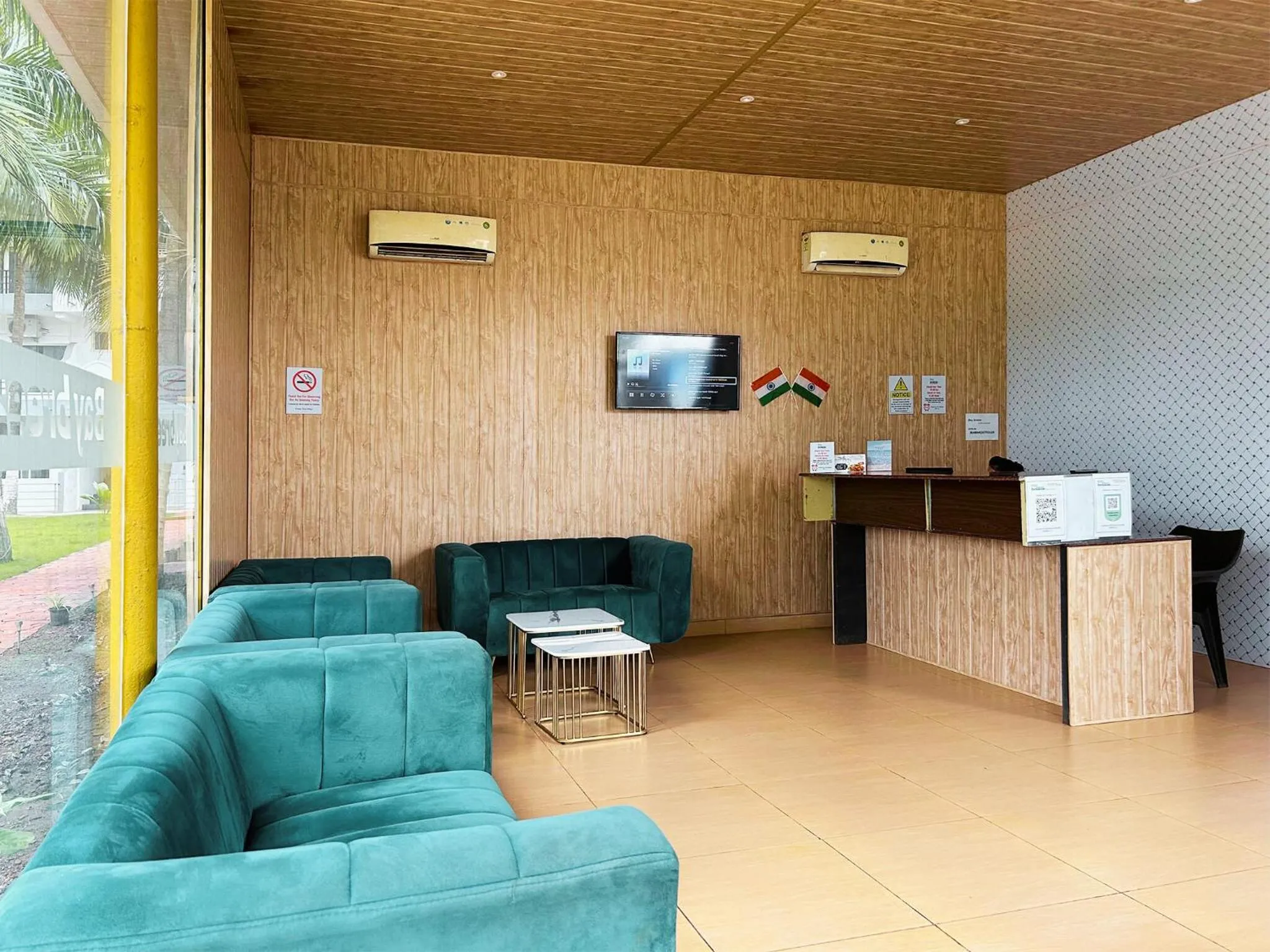 Lobby or reception in Bay Breeze Resorts & Hotels