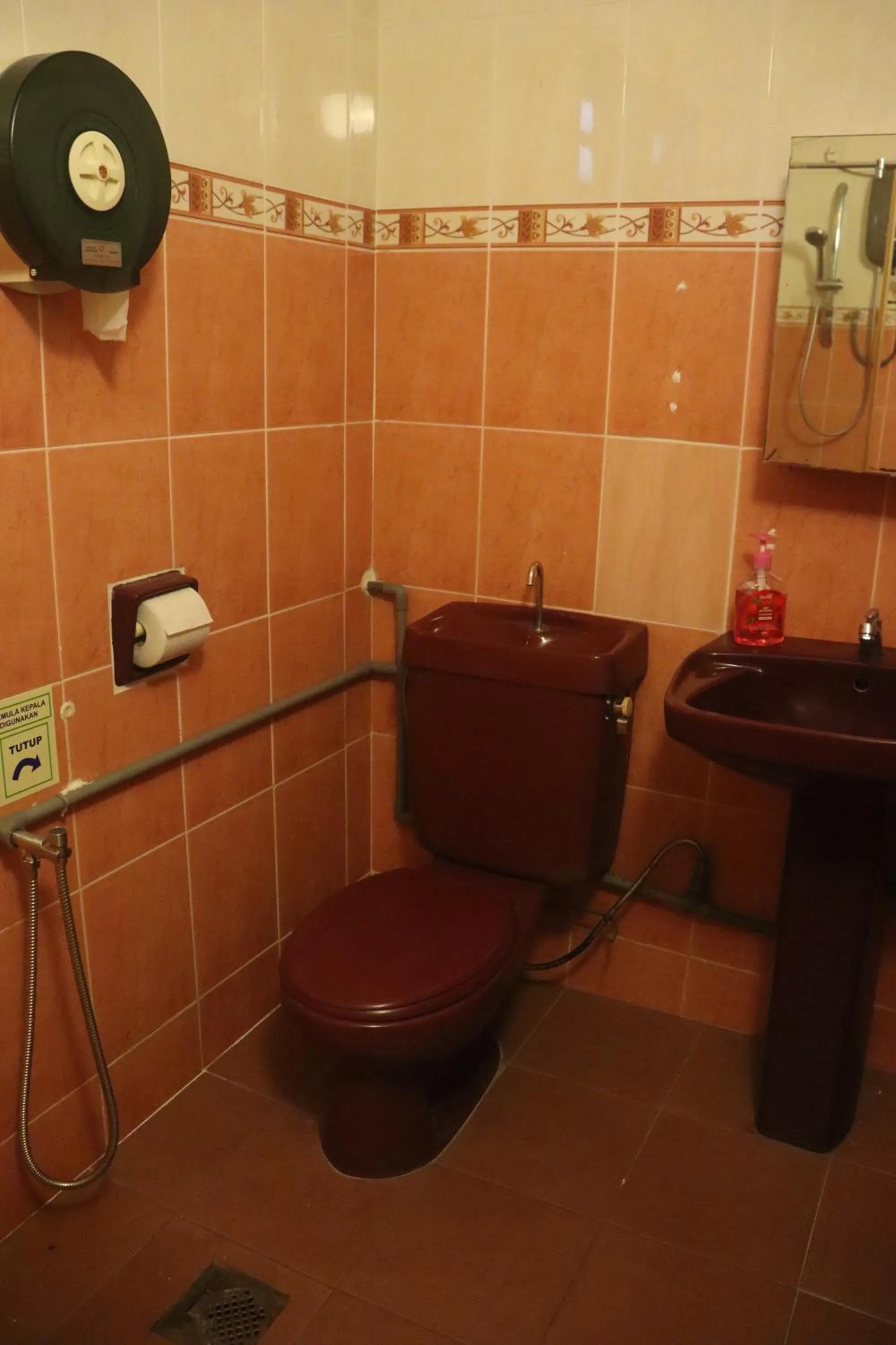 Bathroom in Bunga Raya Resort Parit Buntar