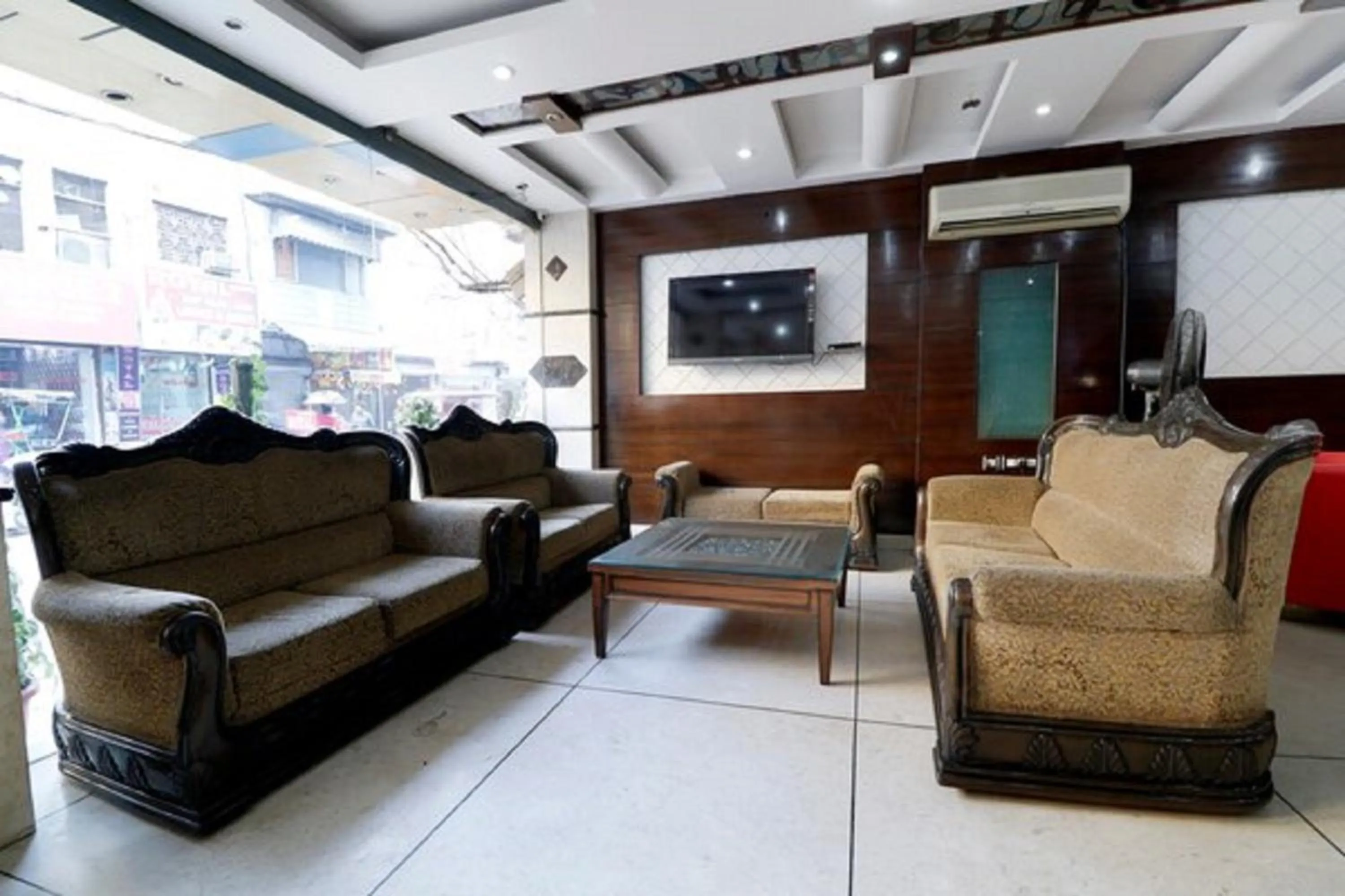 Seating area, Lobby/Reception in Hotel Shivdev International