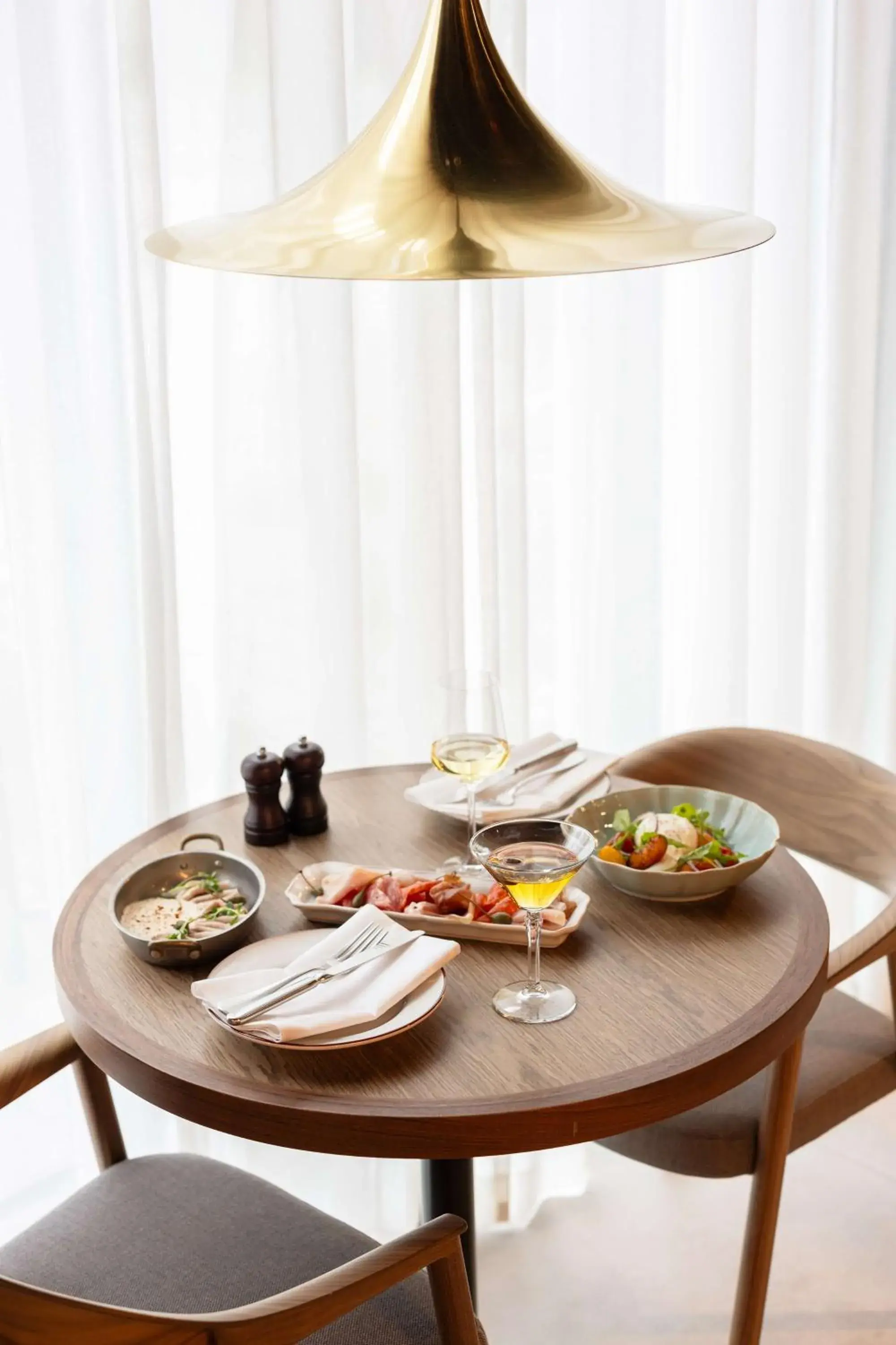 Restaurant/places to eat in Radisson RED Hotel & Radisson RED Apartments, Kraków Restaurant/places to eat in Radisson RED Hotel & Radisson RED Apartments, Kraków