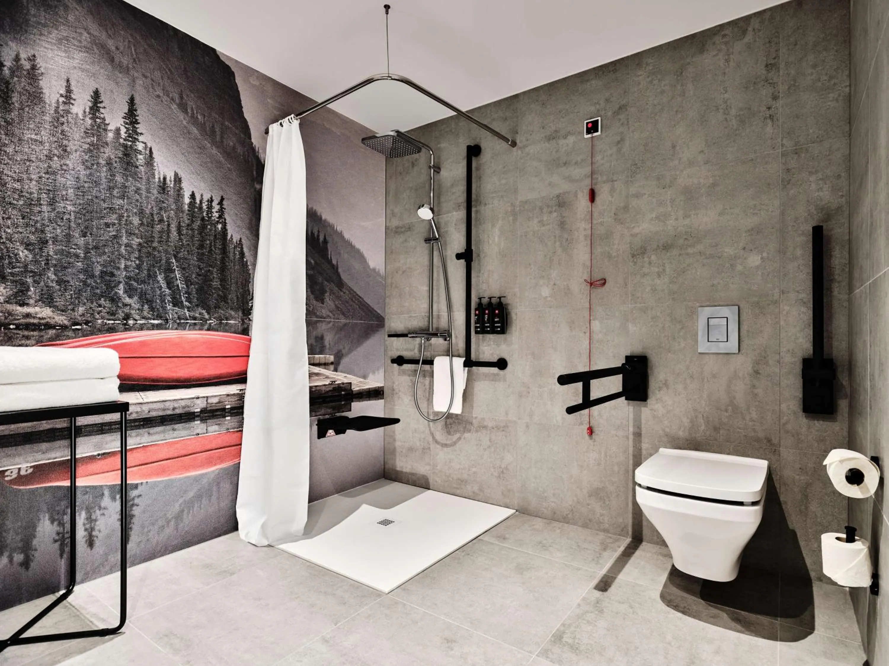 Bathroom in Radisson RED Hotel & Radisson RED Apartments, Kraków