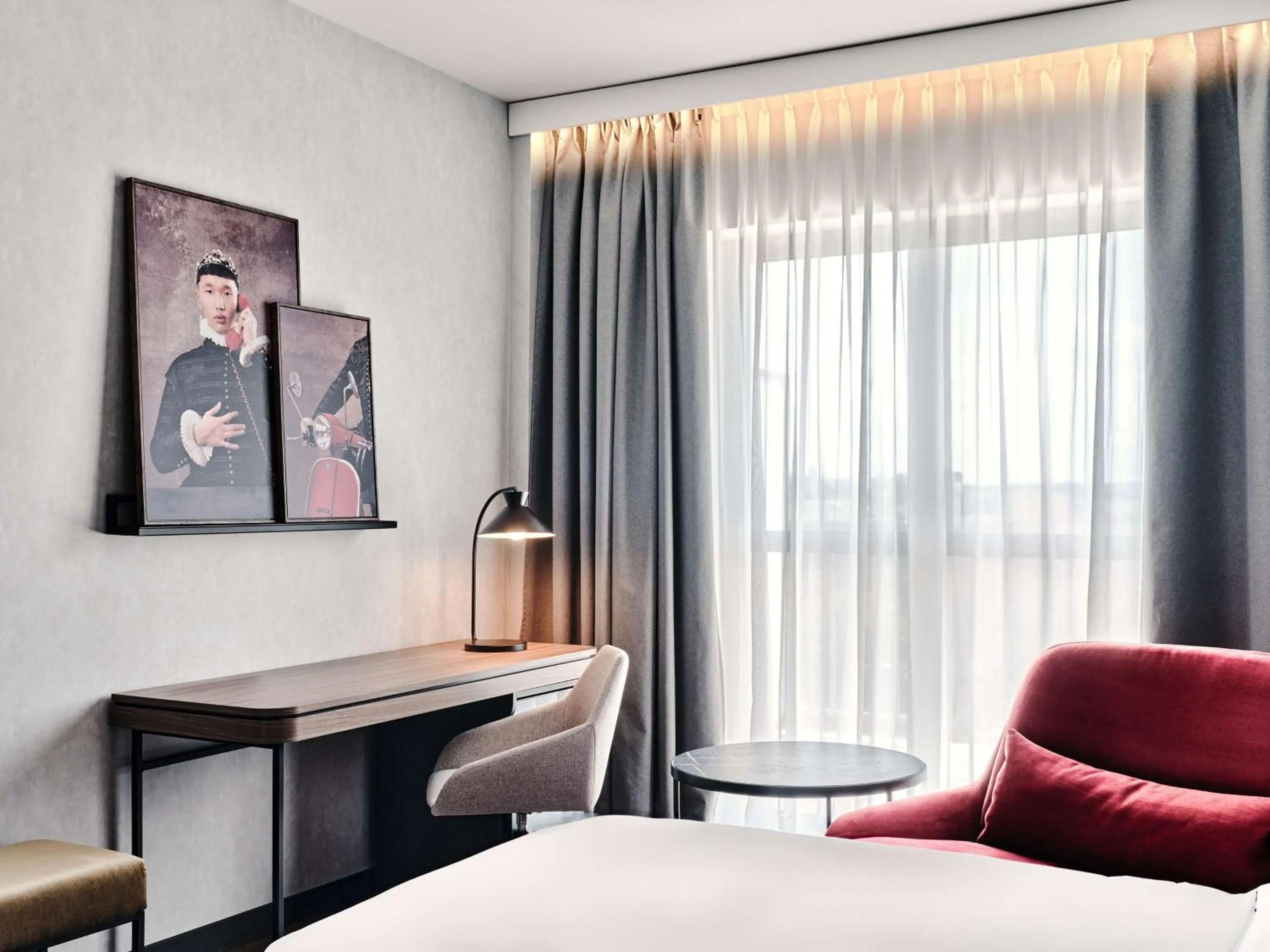 Bedroom, Bed in Radisson RED Hotel & Radisson RED Apartments, Kraków