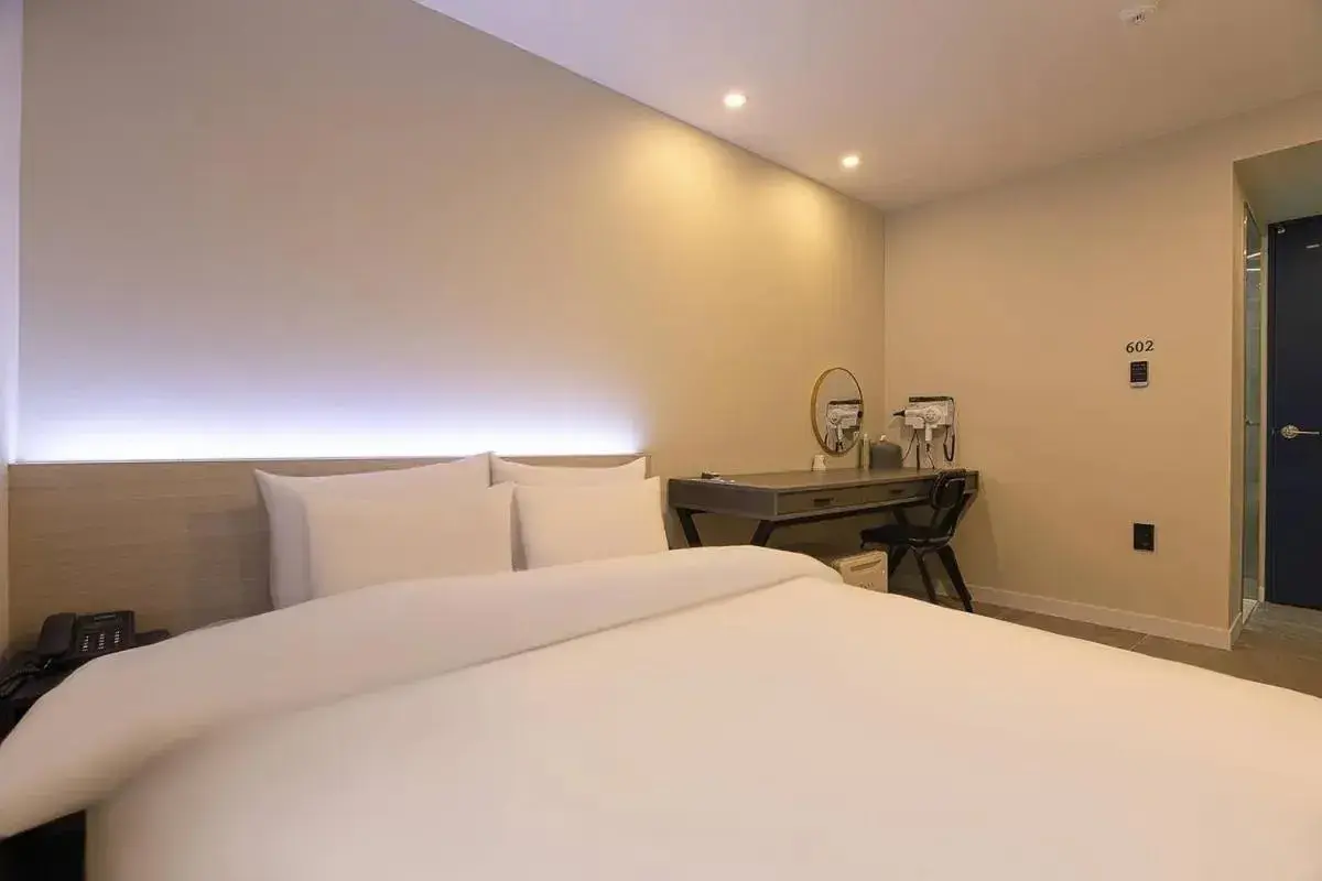 Bed in Brown Dot Hotel Suwon Jeongja Branch Bed in Brown Dot Hotel Suwon Jeongja Branch