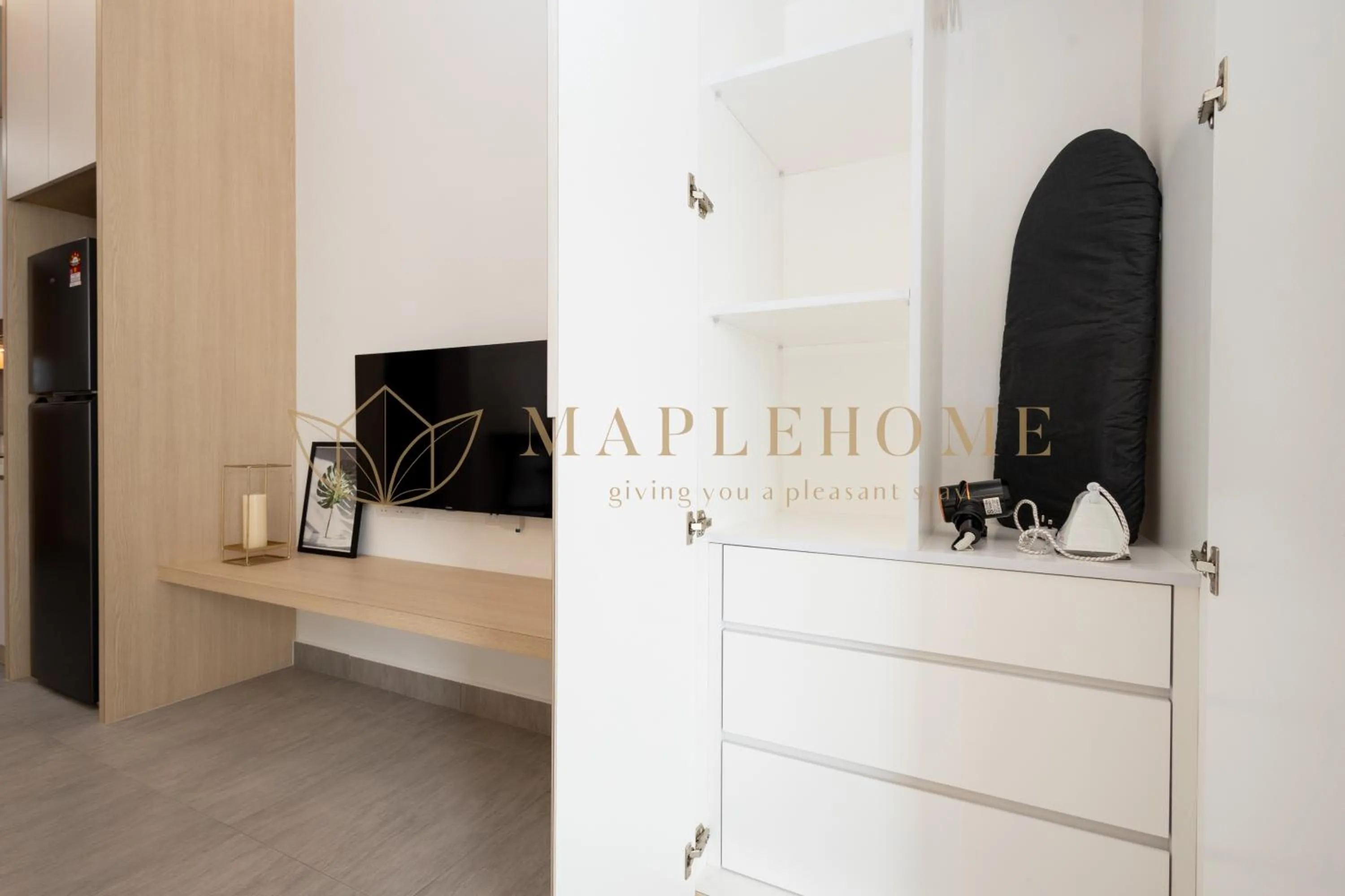 flat iron in Sunsuria Forum Premier Suites Setia Alam