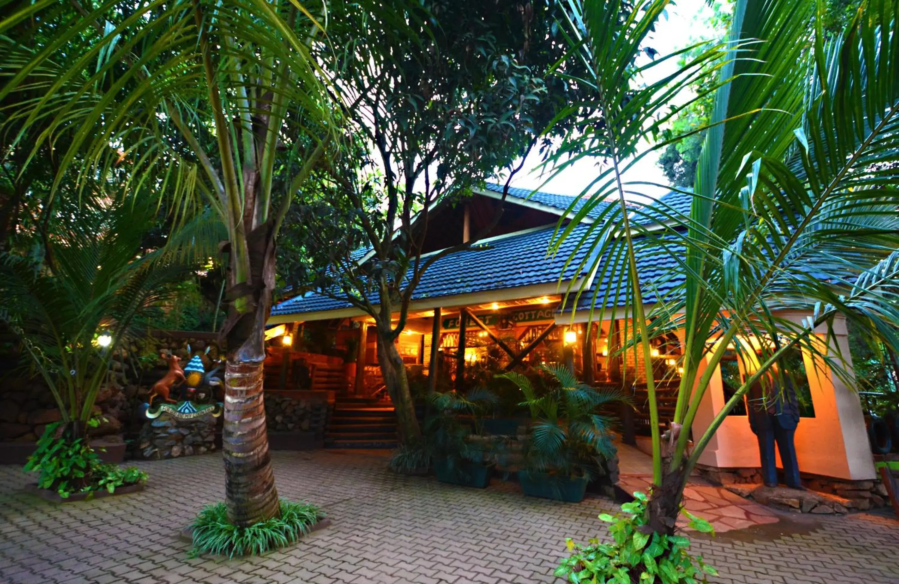 Property building in Forest Cottages Property building in Forest Cottages