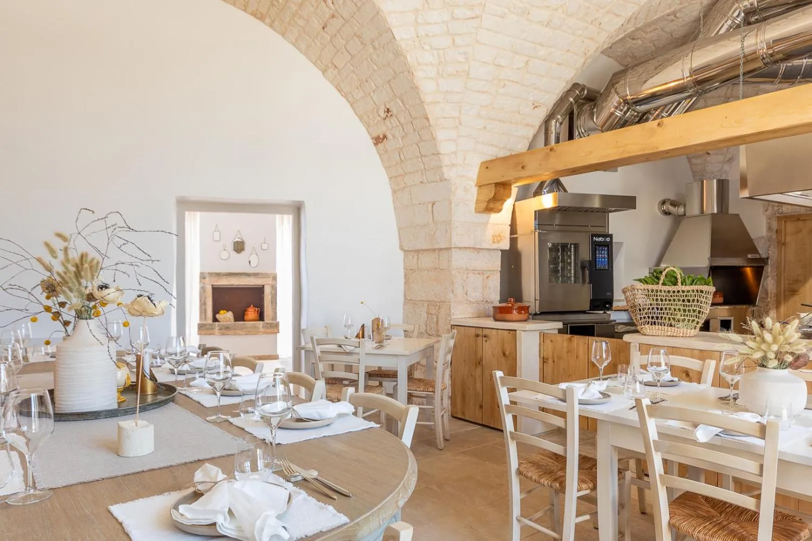 Restaurant/places to eat in Masseria Valentina