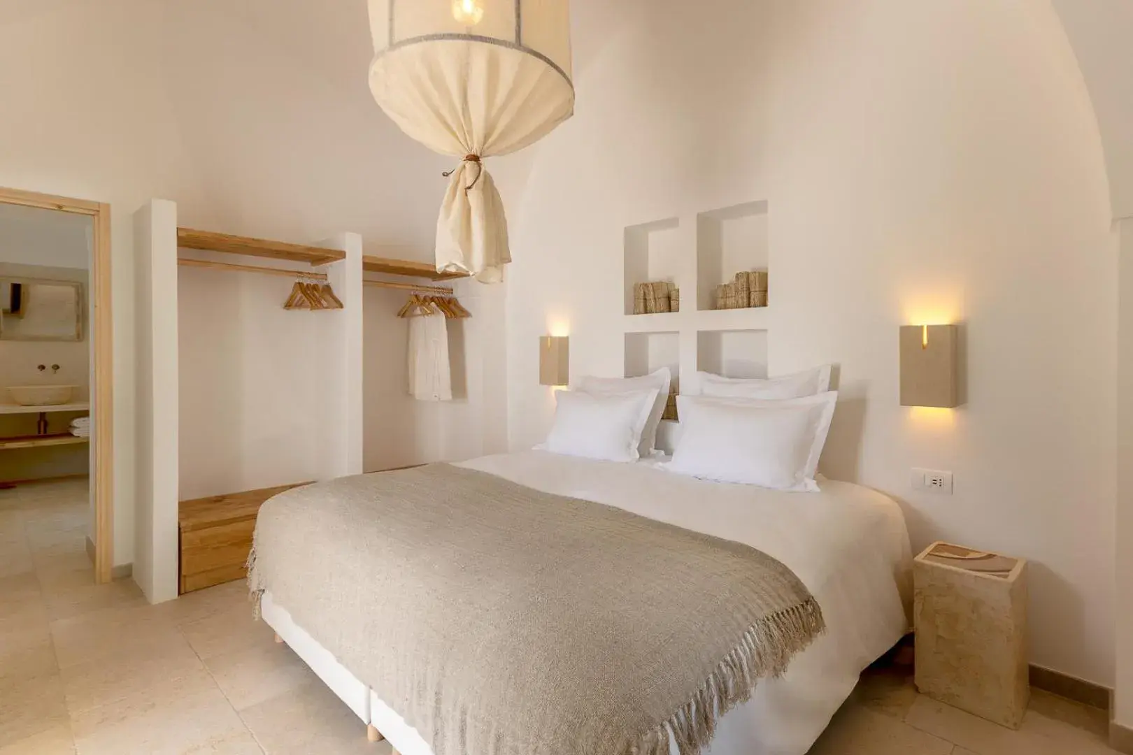 King Suite - single occupancy in Masseria Valentina King Suite - single occupancy in Masseria Valentina