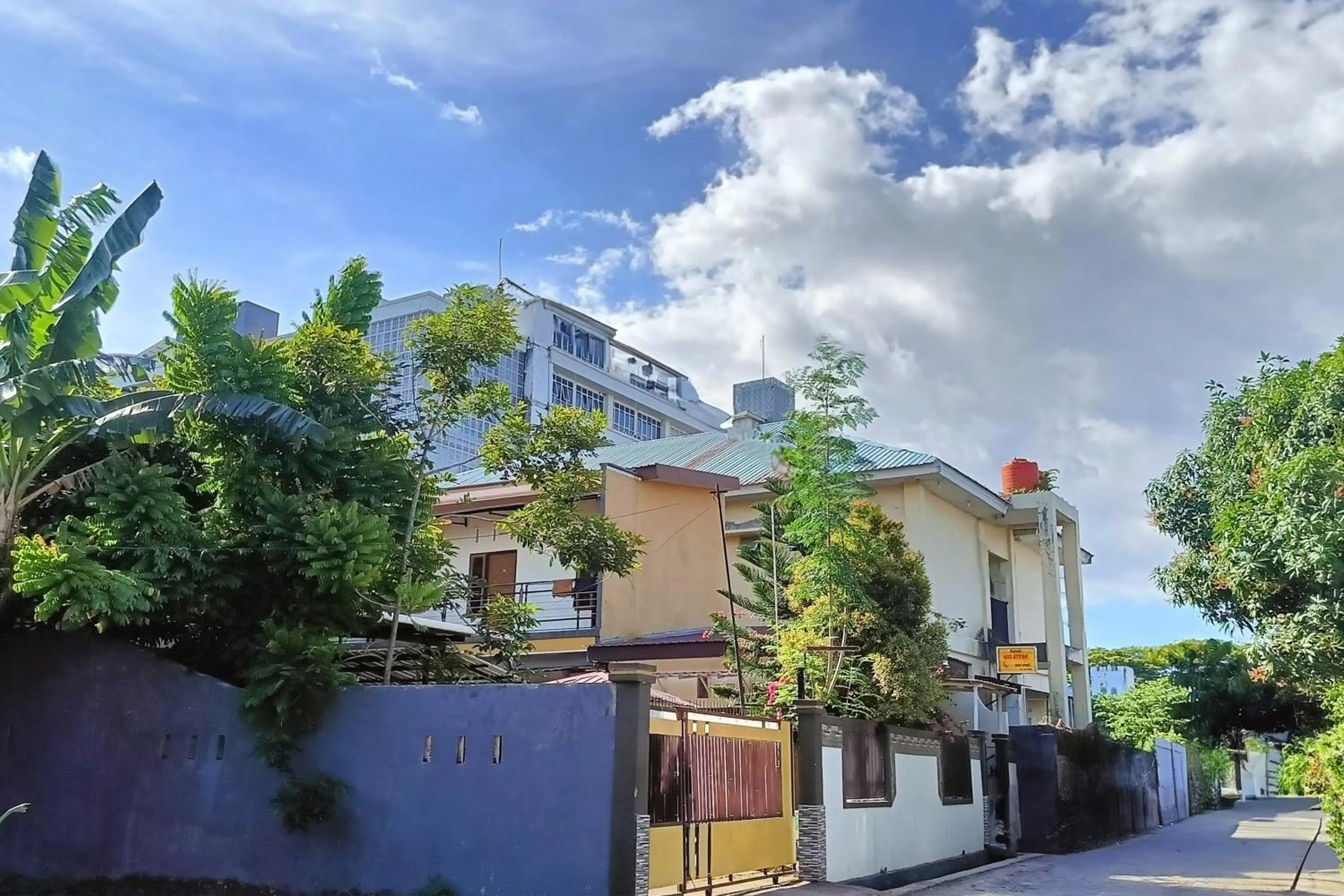 Facade/entrance in Hotel O Atifah Homes