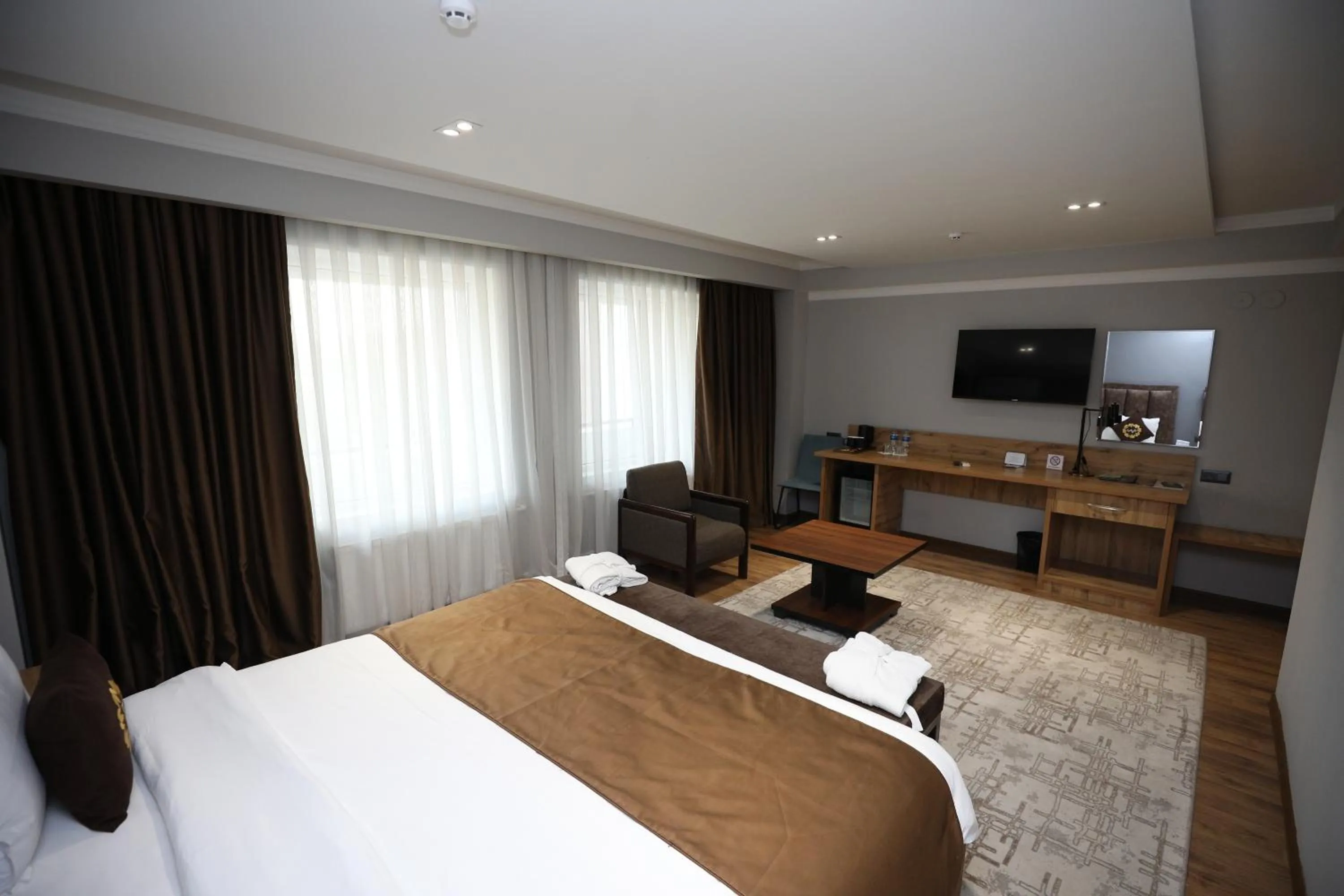 View (from property/room), Bed in Ziyorat Luxury Hotel