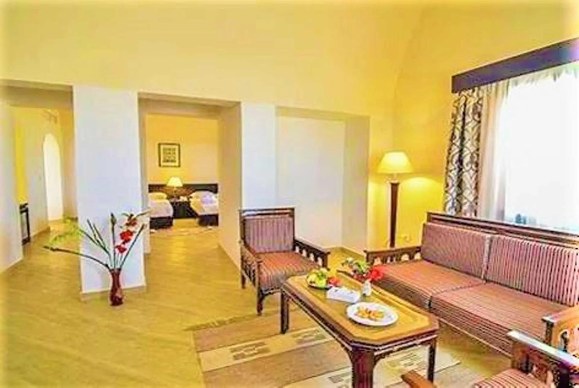 Rohanou Beach Resort