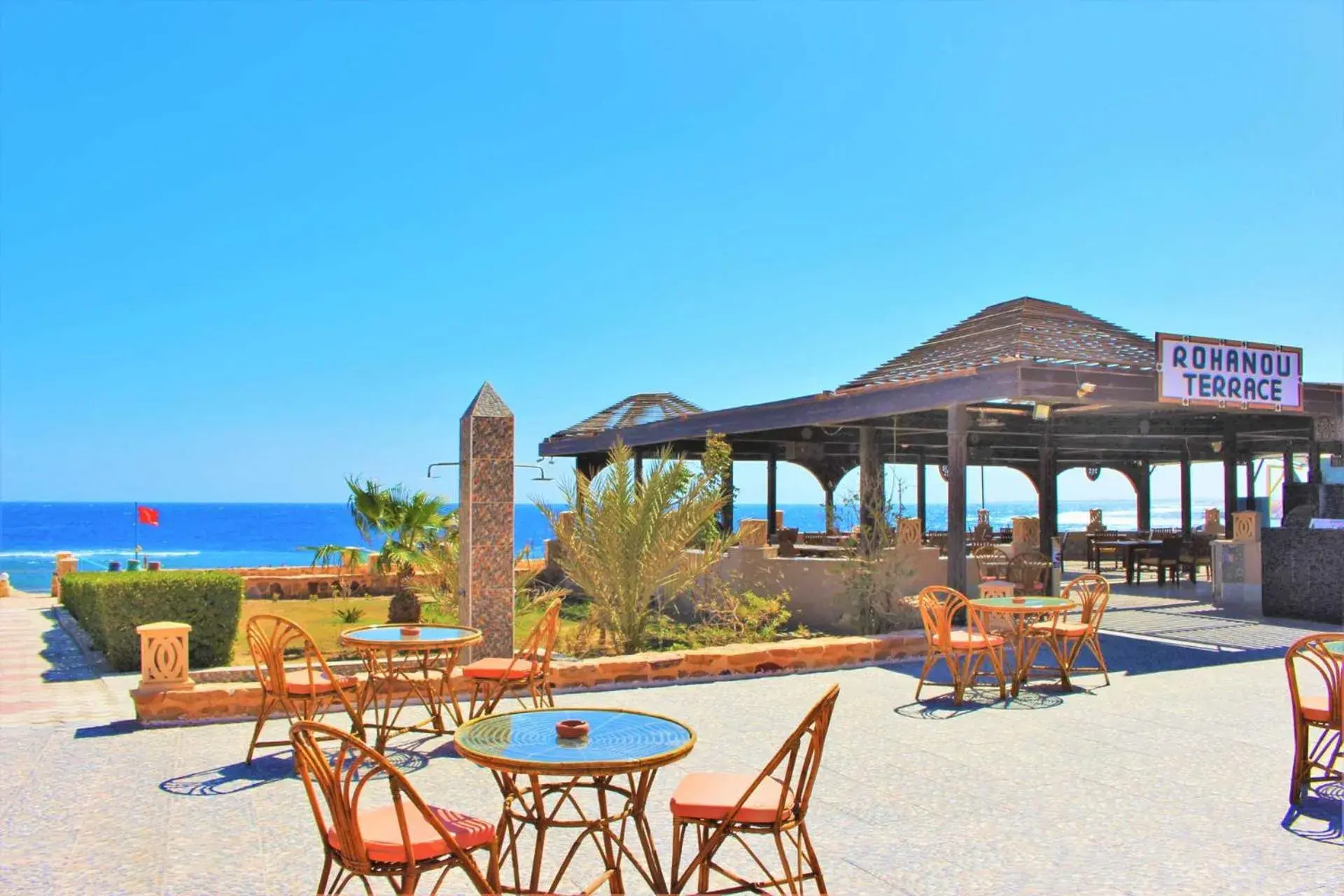 Restaurant/places to eat in Rohanou Beach Resort Restaurant/places to eat in Rohanou Beach Resort