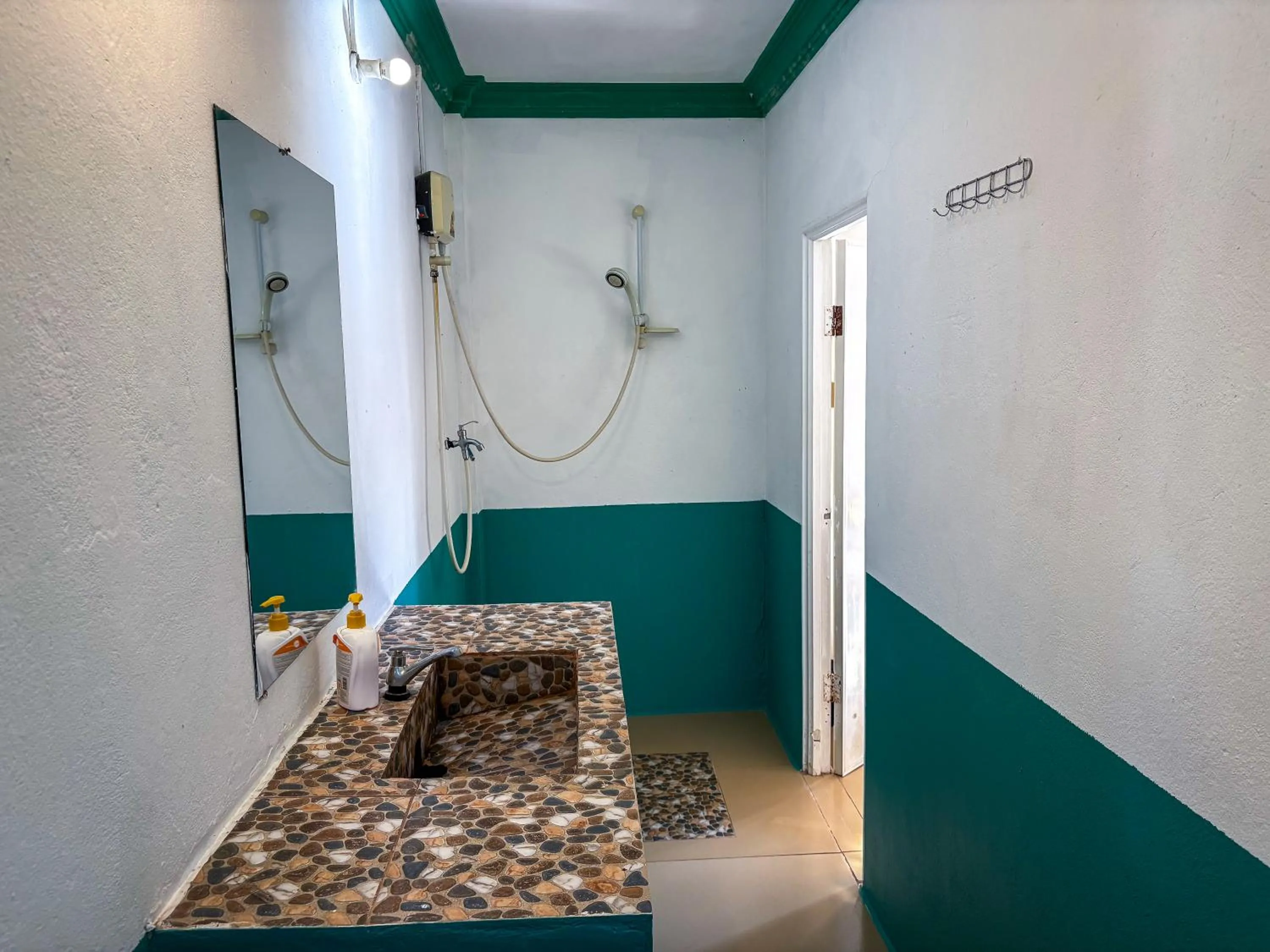 Bathroom in Bohemiaz Resort and Spa Kampot