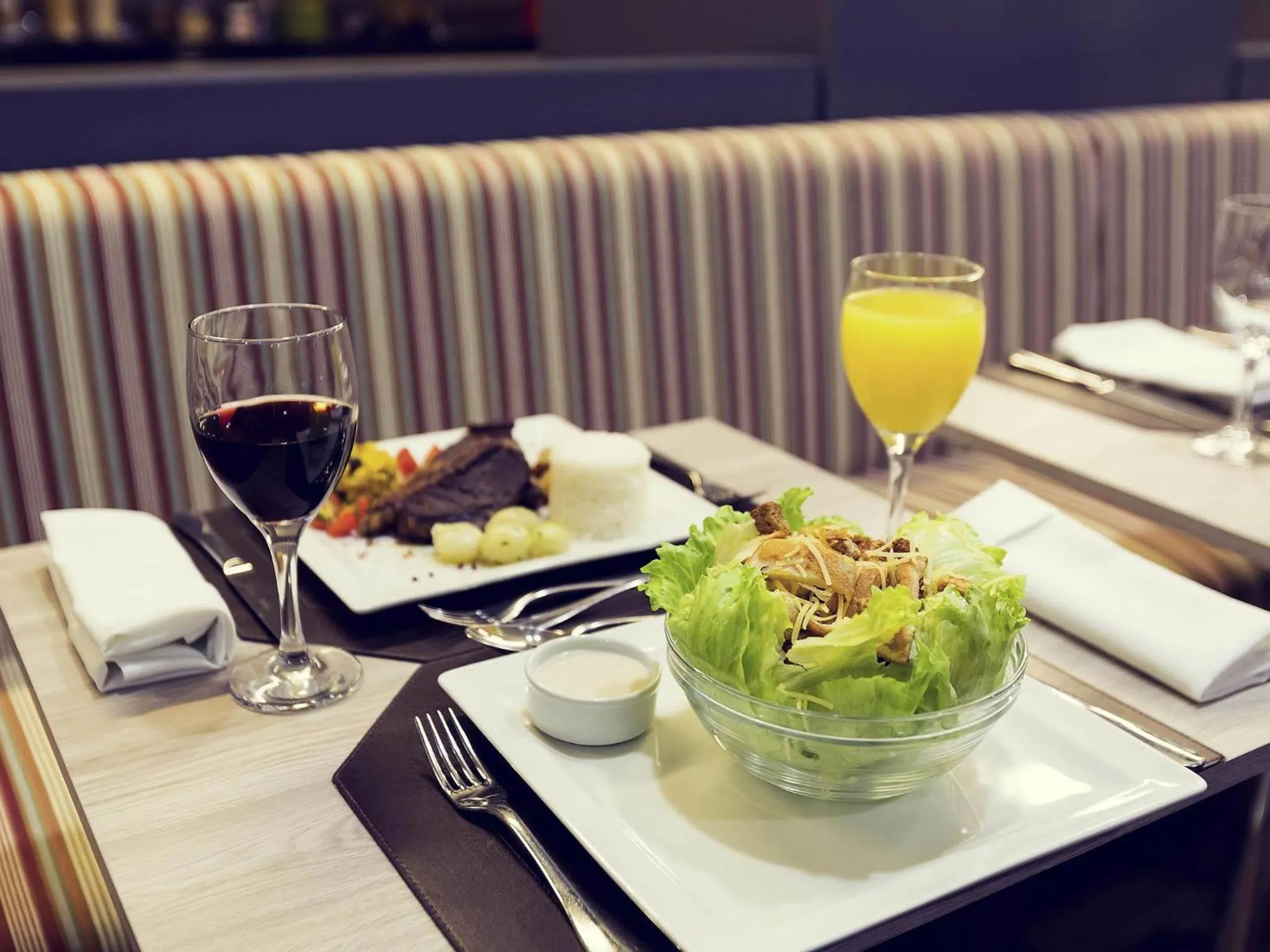 Restaurant/places to eat in Mercure Sao Jose dos Campos