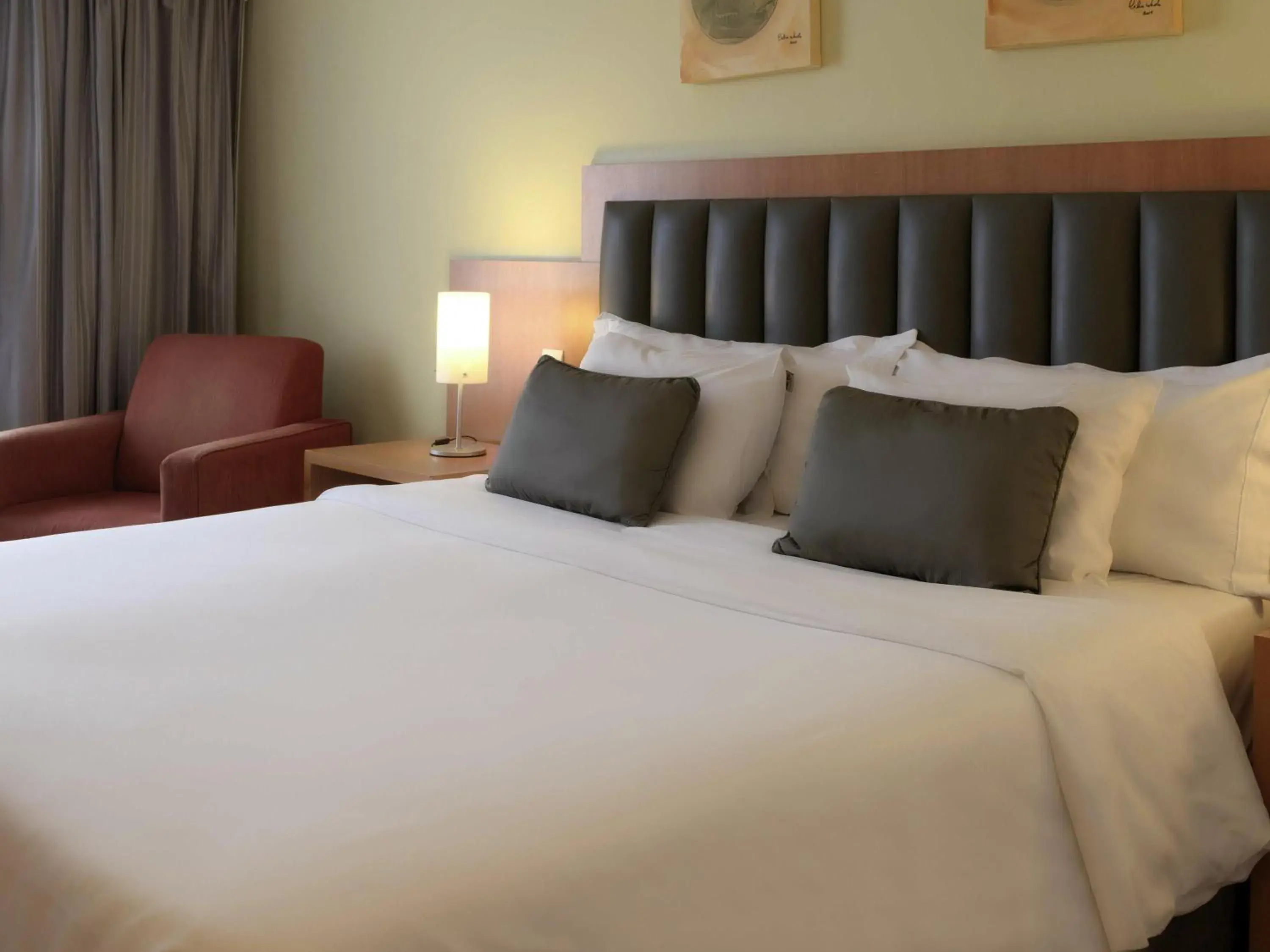 Bedroom, Bed in Mercure Sao Jose dos Campos Bedroom, Bed in Mercure Sao Jose dos Campos