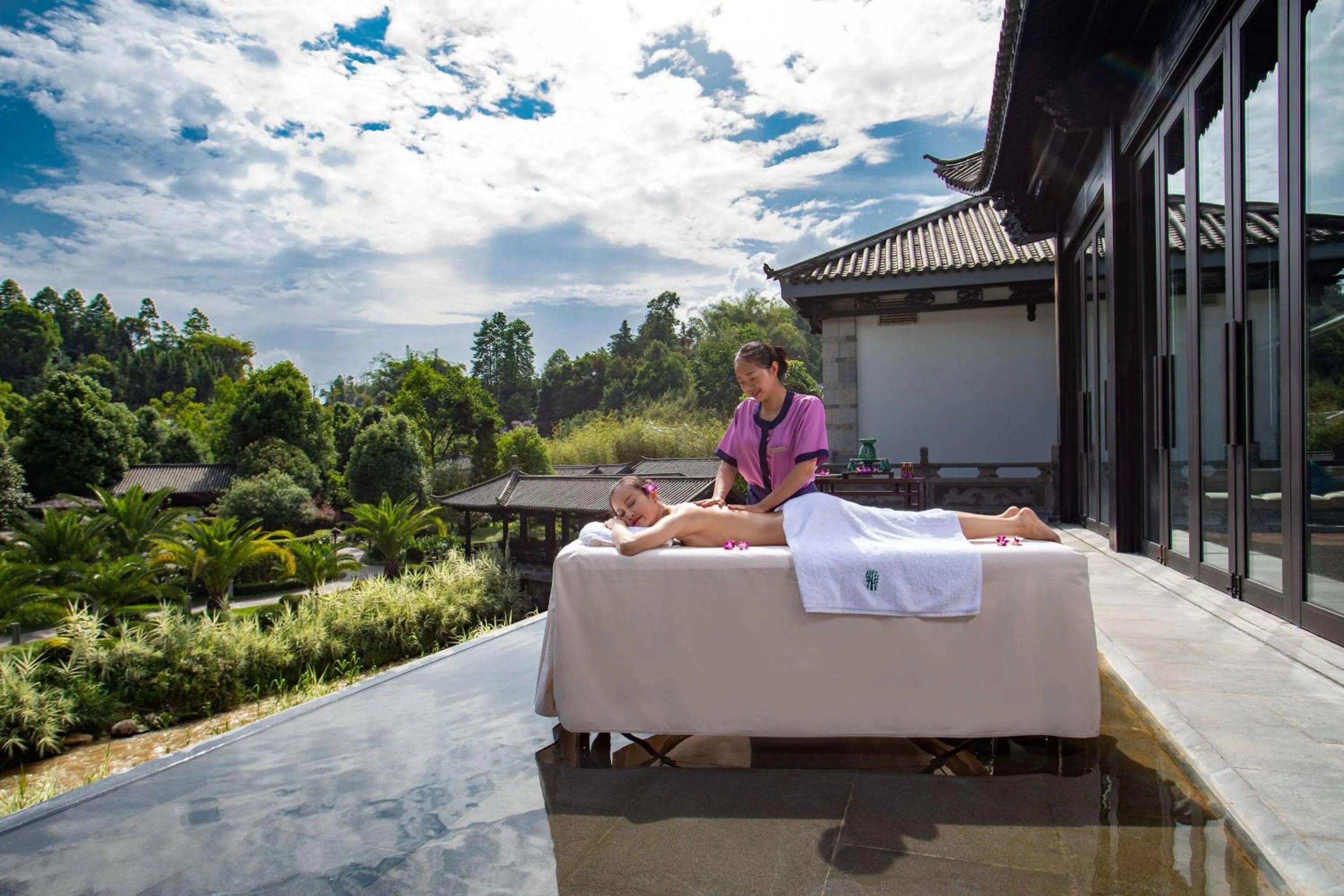 Spa and wellness centre/facilities in Banyan Tree Tengchong