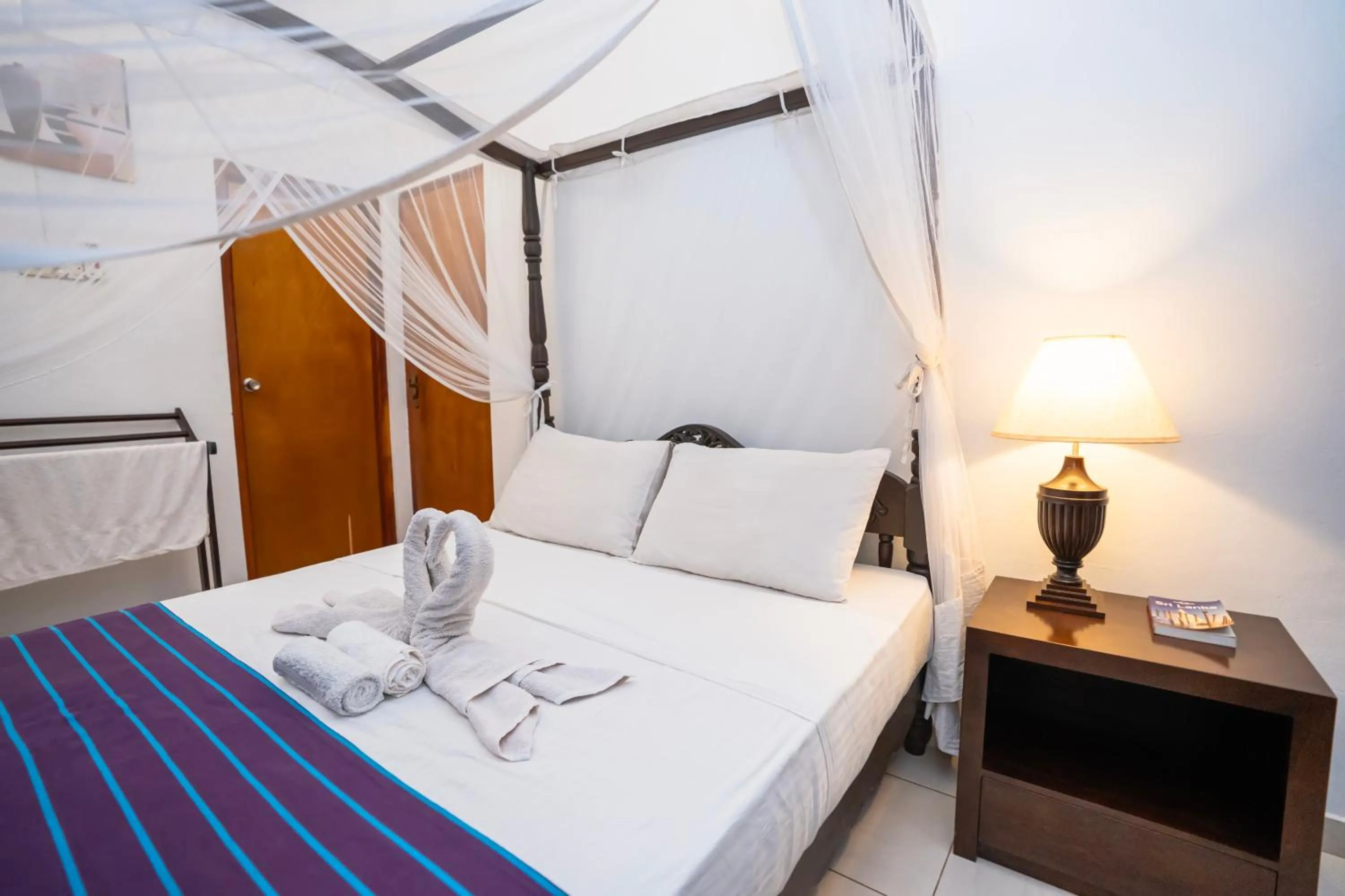 Bed in Albert Guest - Galle Fort