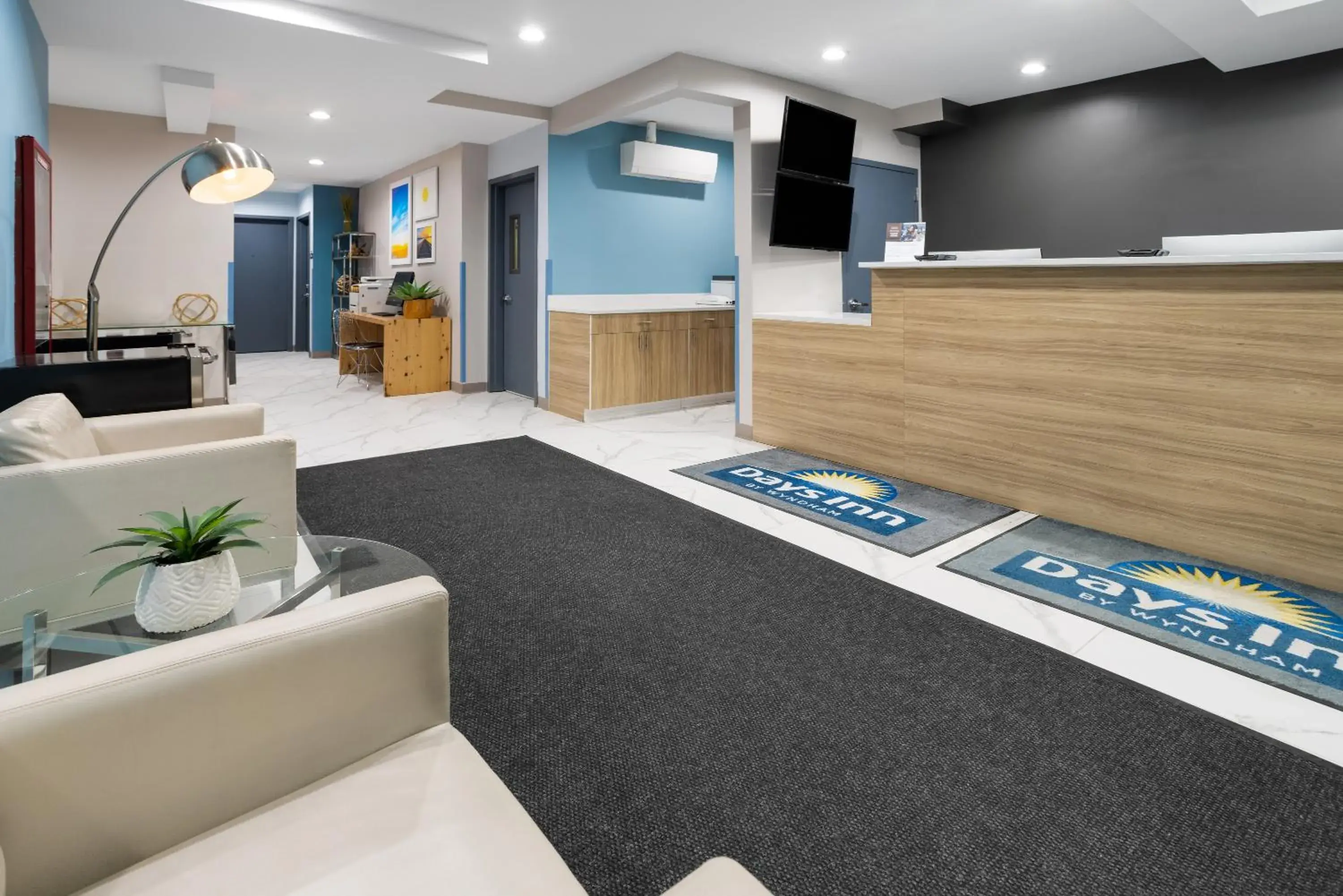 Lobby or reception in Days Inn by Wyndham Staten Island Lobby or reception in Days Inn by Wyndham Staten Island