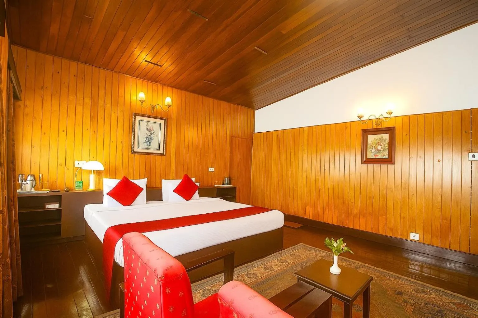 Bedroom, Bed in Central Gleneagles Heritage Resort Former Bungalow of Ex-TATA Chairman Russi Mody The Mall Road Darjeeling