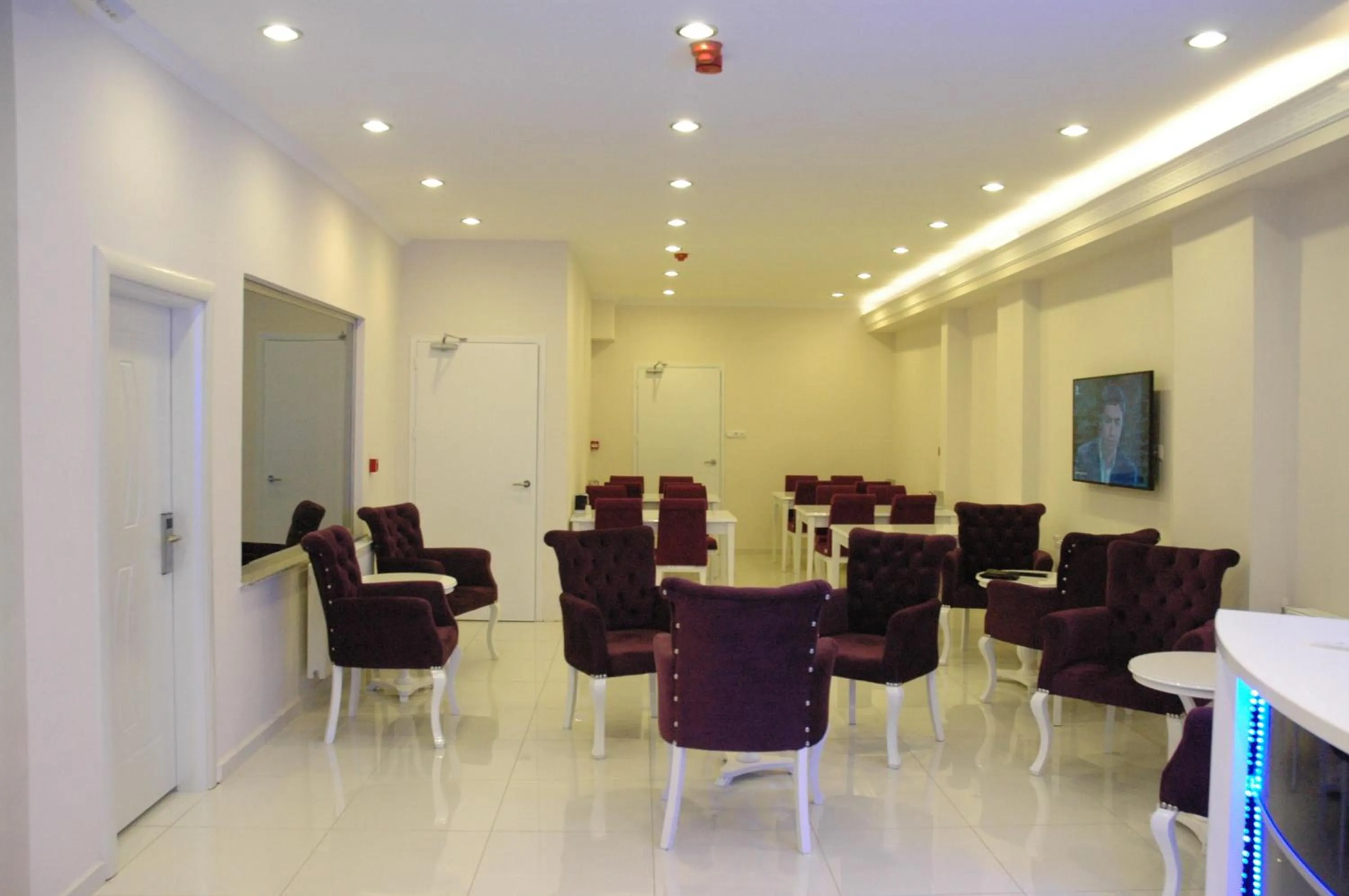 Facade/entrance in Hotel Iscen