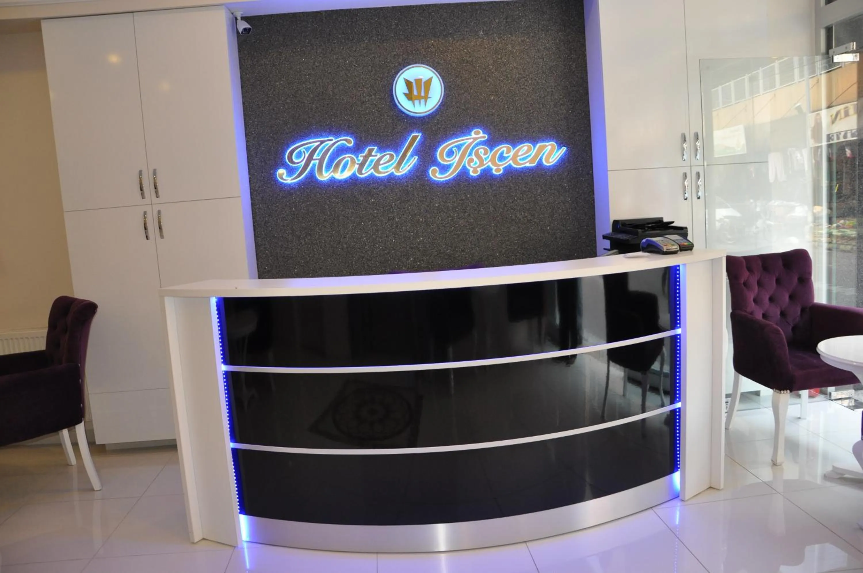 Lobby or reception in Hotel Iscen