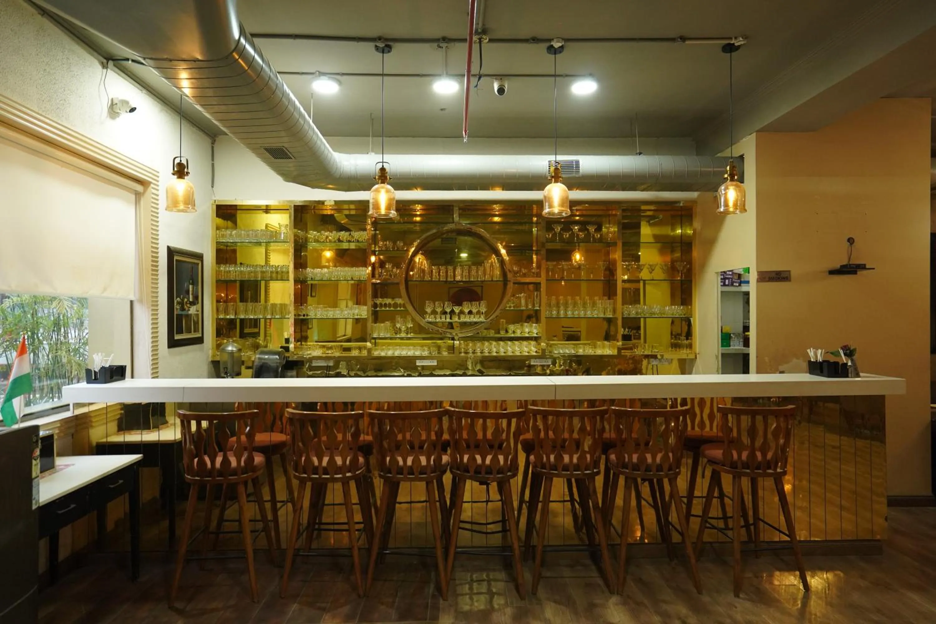 Restaurant/places to eat in Hotel Luxe Opera NH8 - 7km from IGI Airport Delhi