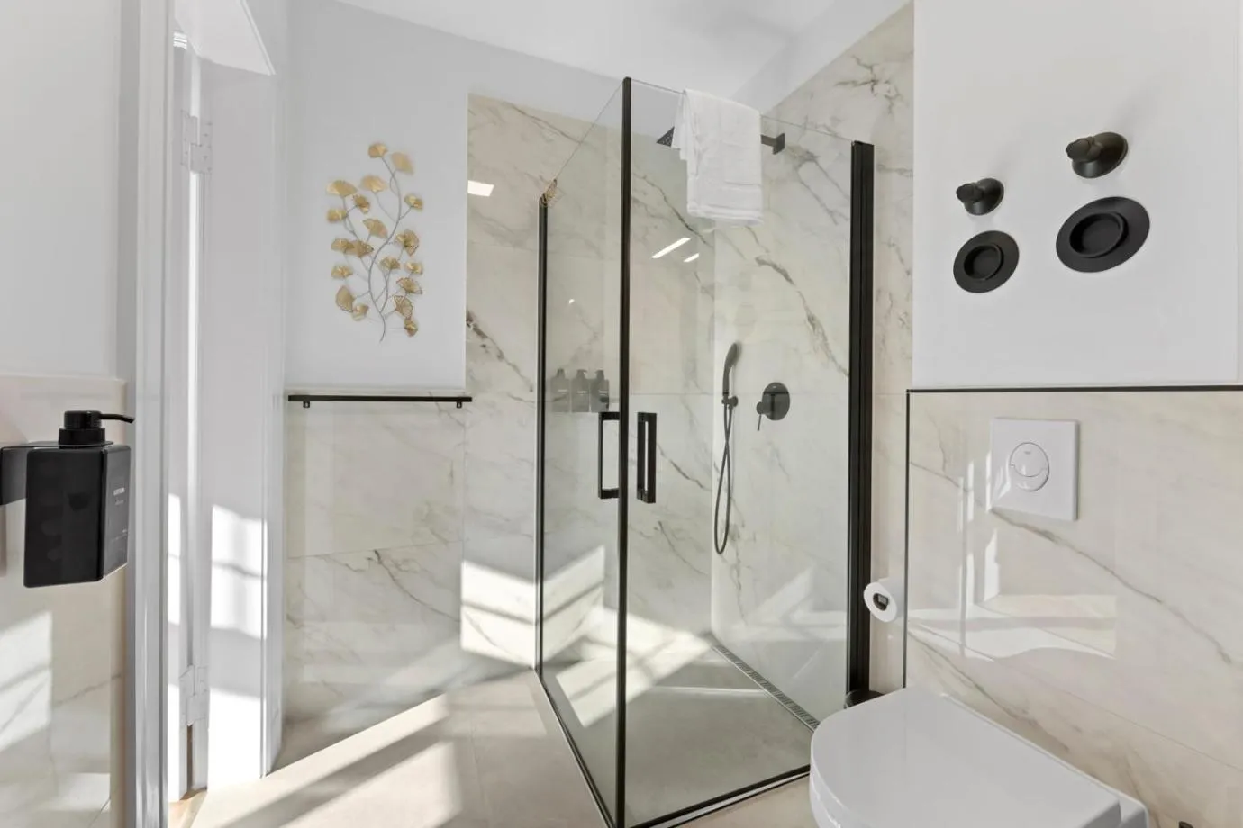 Shower in Residenz Hugo