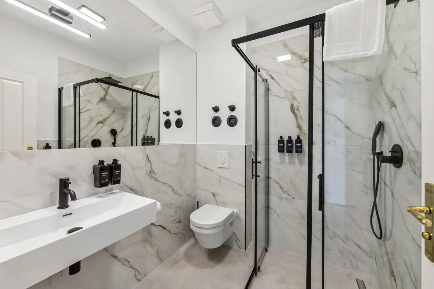 Shower in Residenz Hugo
