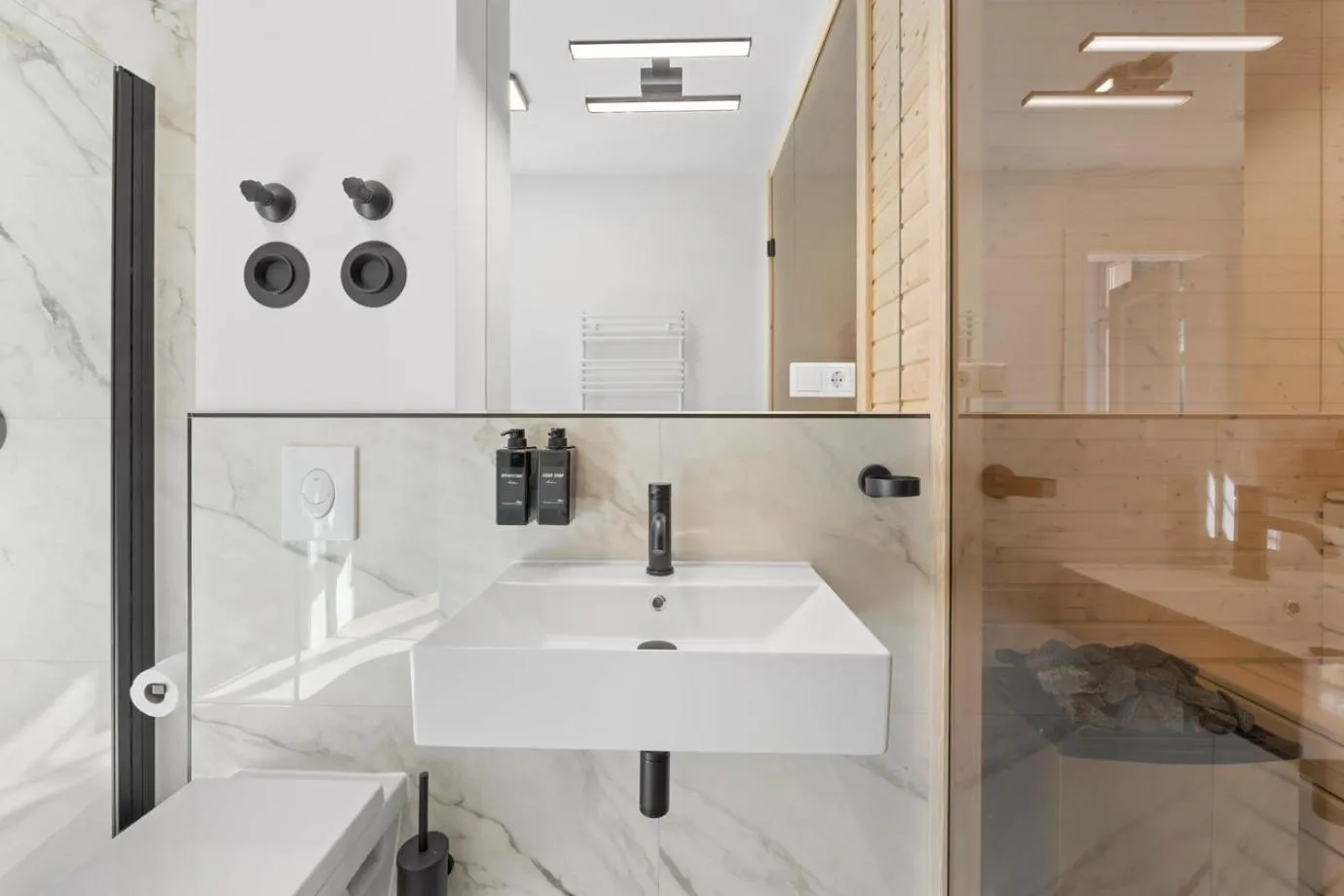 Shower in Residenz Hugo