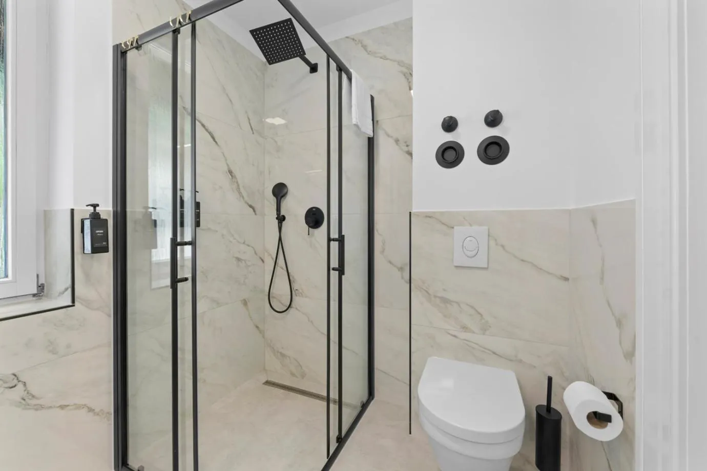 Shower in Residenz Hugo