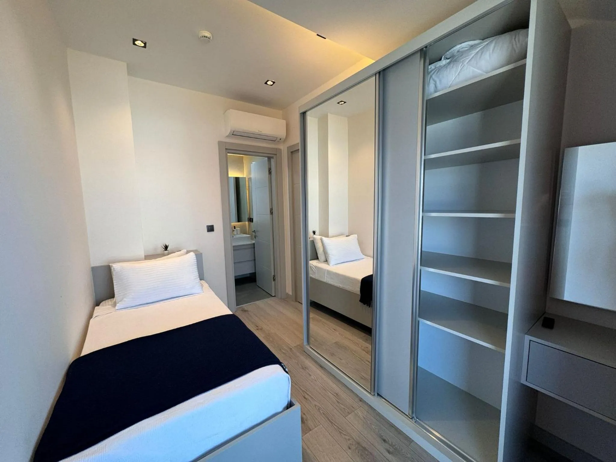 Bed in Ulu Panorama Residence