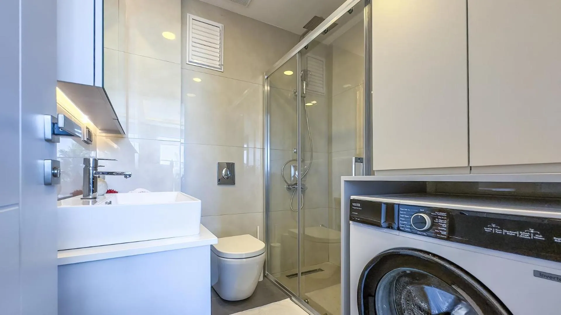 Shower in Ulu Panorama Residence