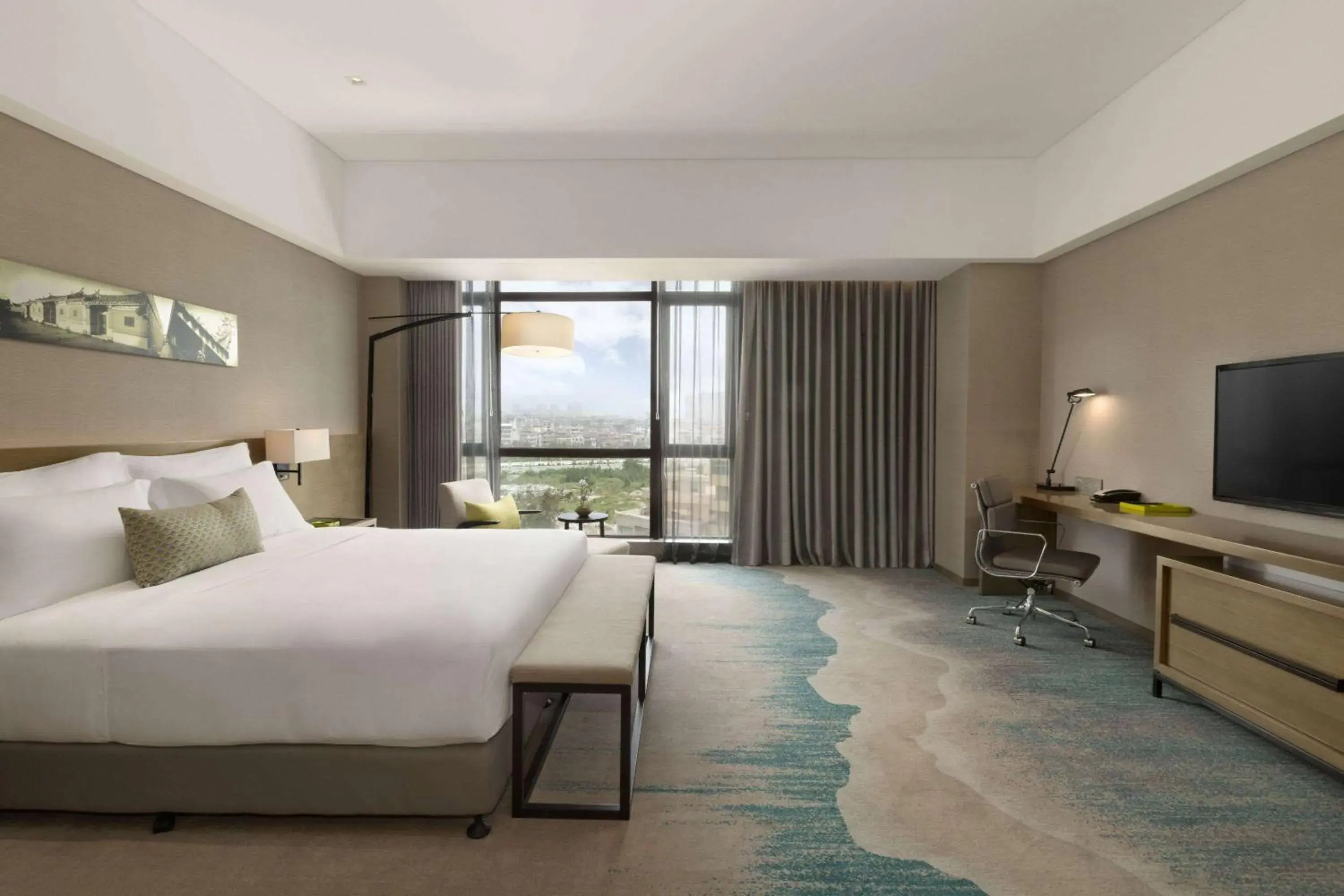 Photo of the whole room, Bed in Wyndham JinJiang Hotel Photo of the whole room, Bed in Wyndham JinJiang Hotel