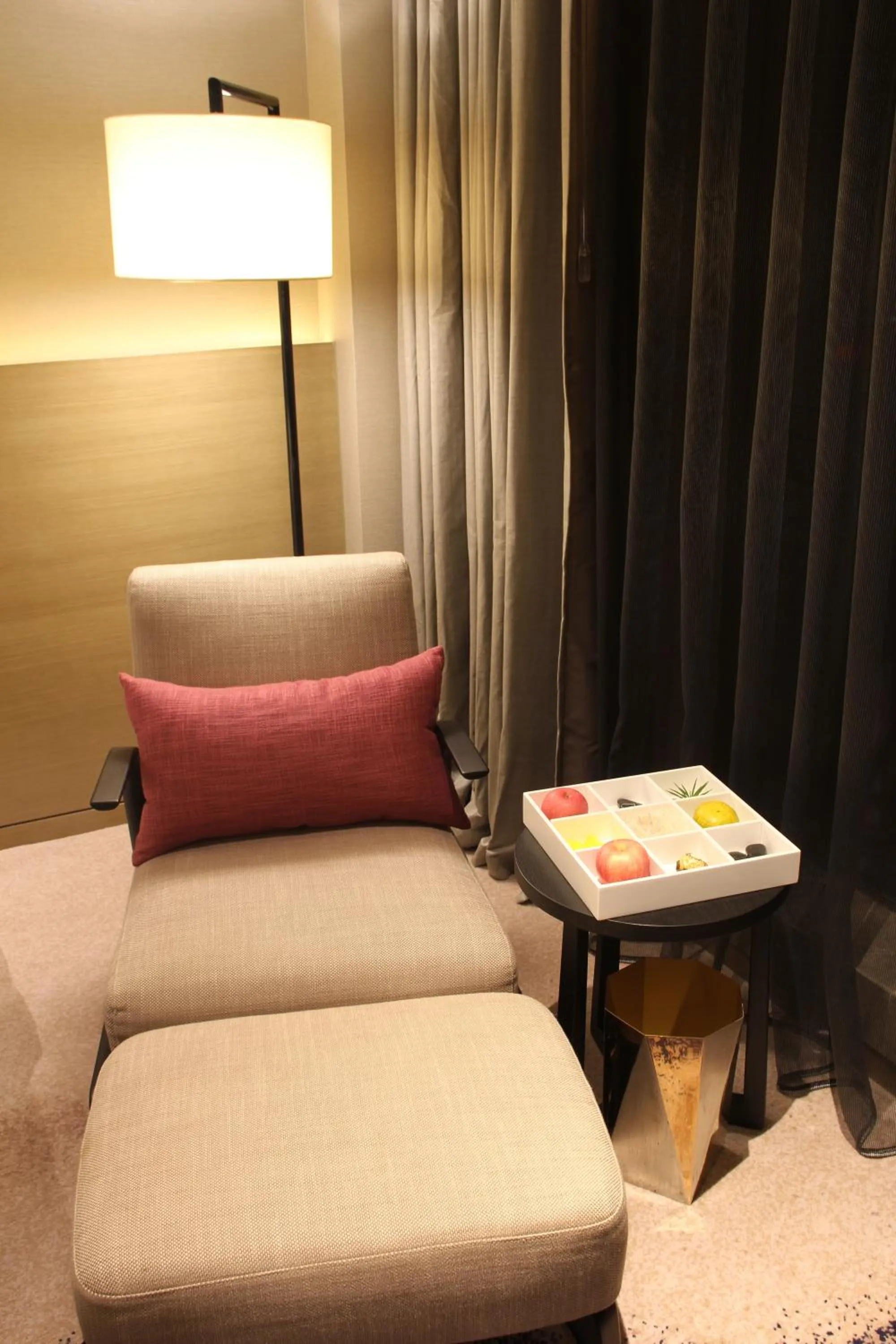 Decorative detail in Wyndham JinJiang Hotel