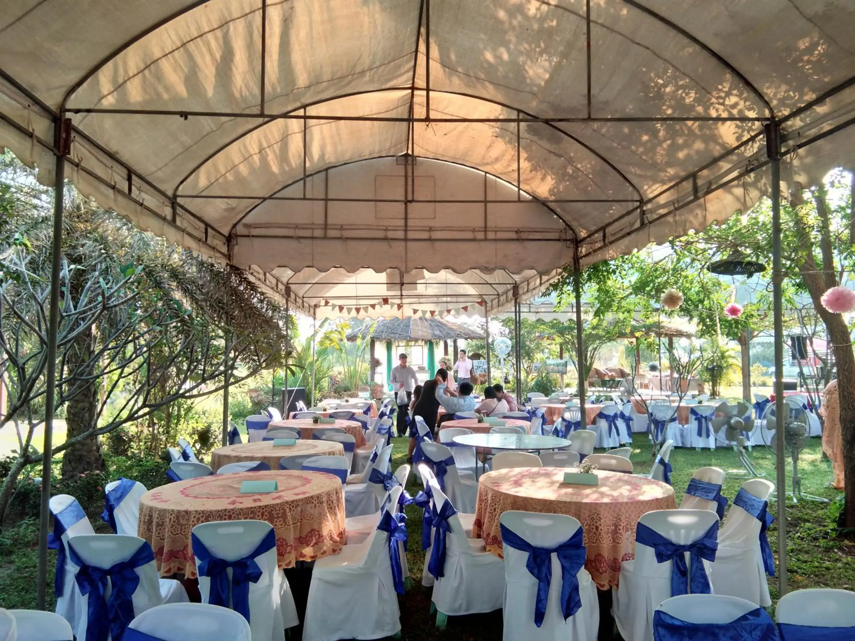 Banquet/Function facilities, Restaurant/Places to Eat in Ban Bang Home Resort