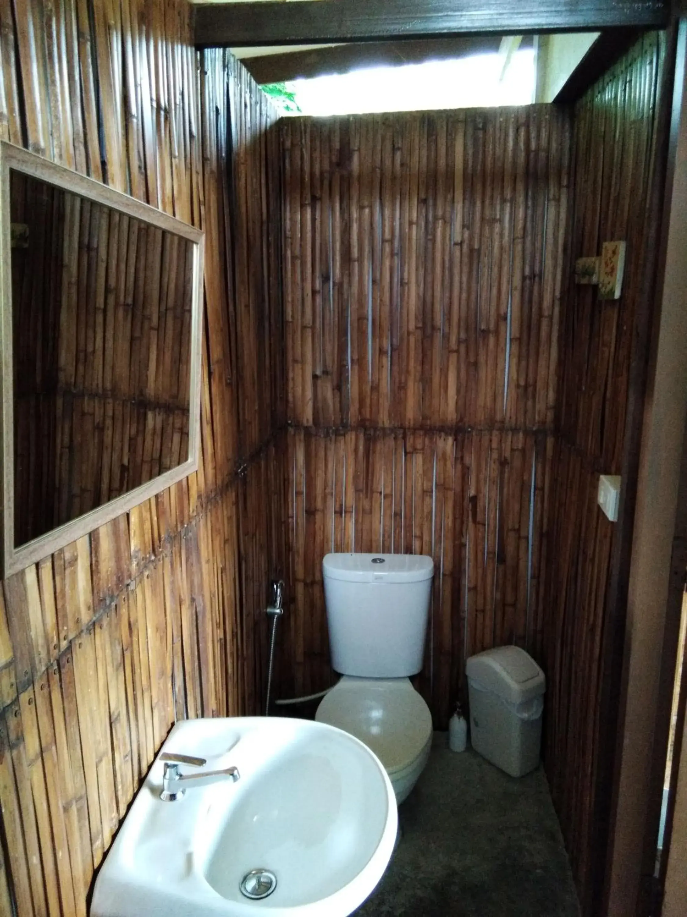 Bathroom in Ban Bang Home Resort