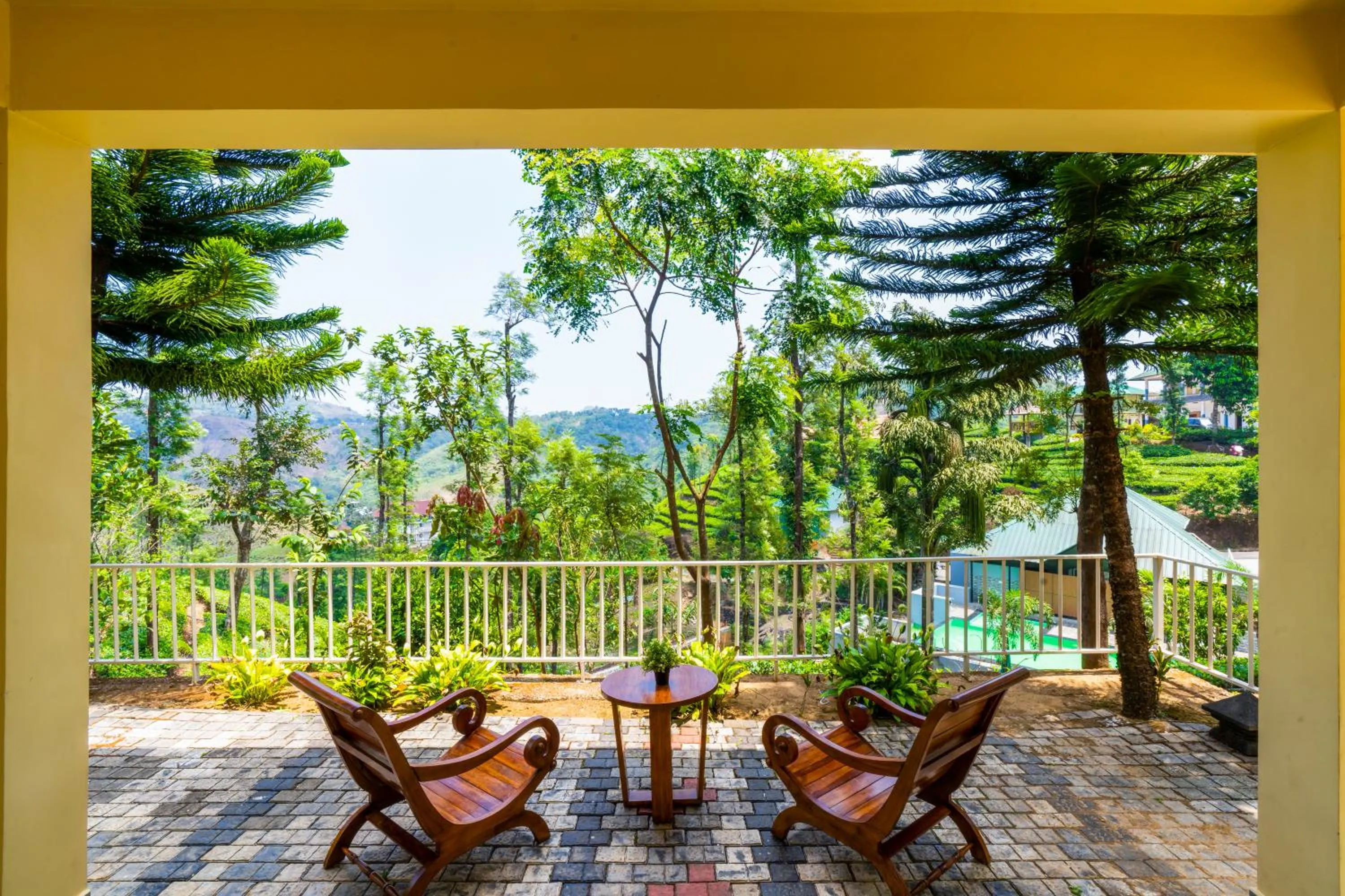 Garden view in Winter Vale Green Stay Resorts