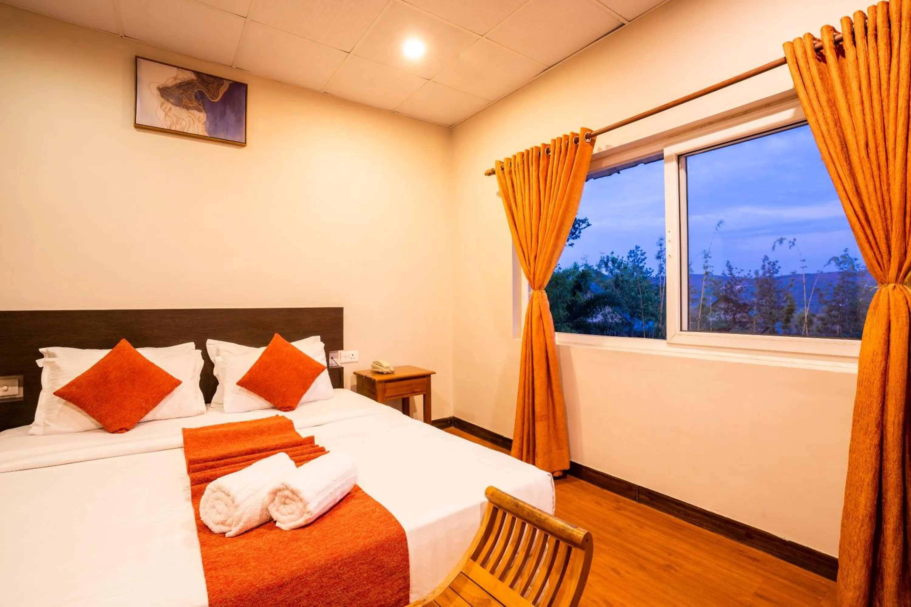 Summer, Bed in Winter Vale Green Stay Resorts