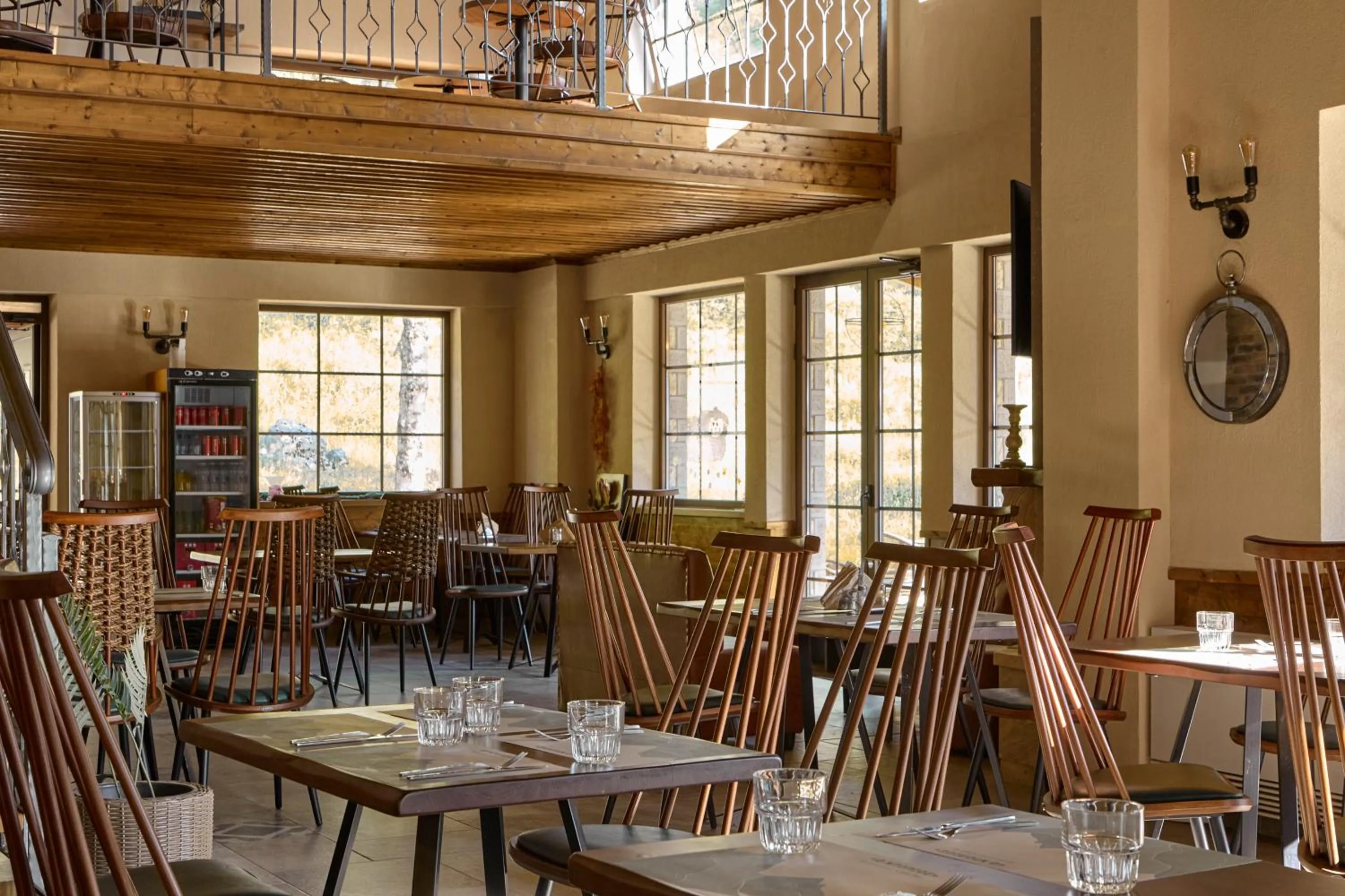 Restaurant/places to eat in Omalia Village