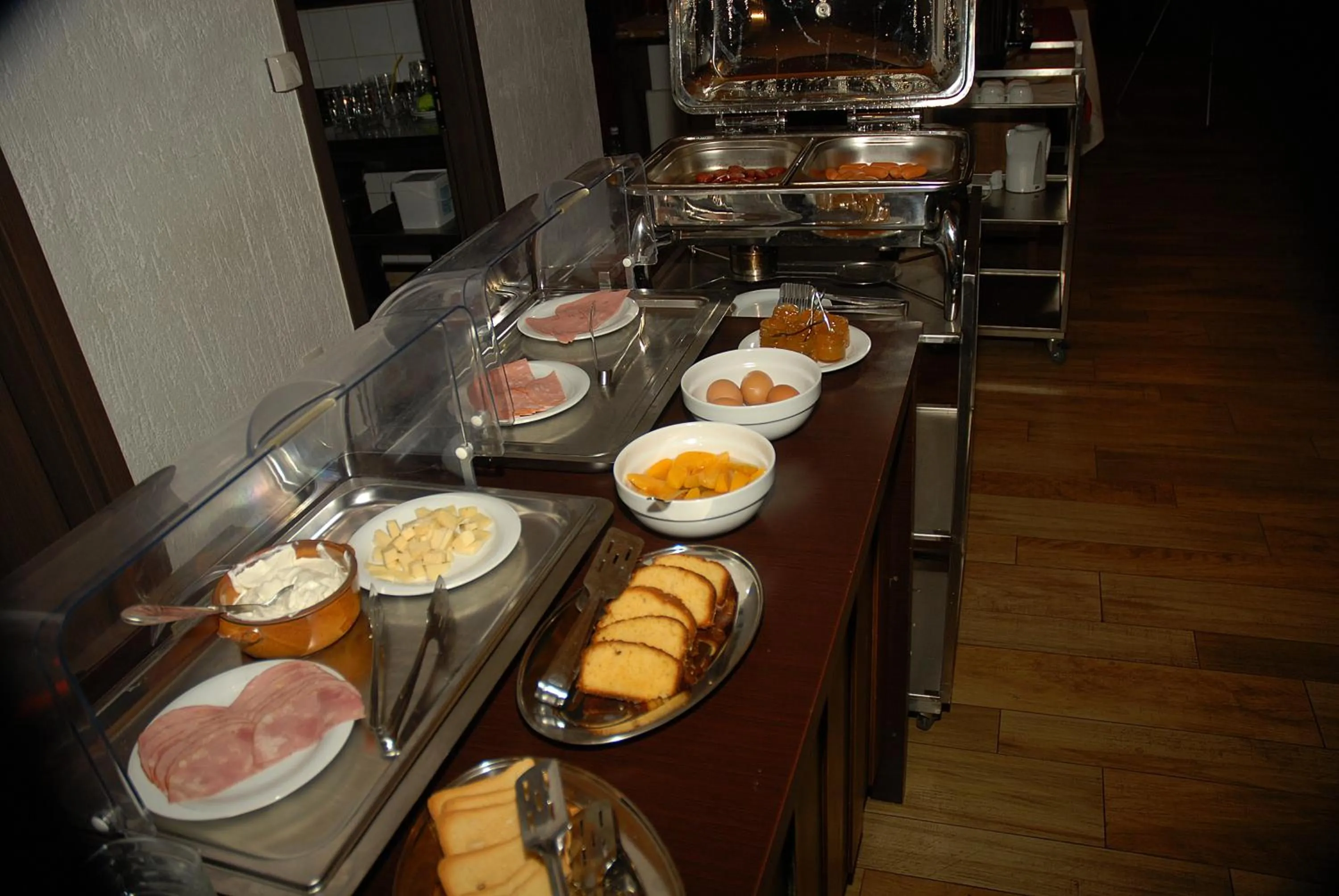 Buffet breakfast in Omalia Village