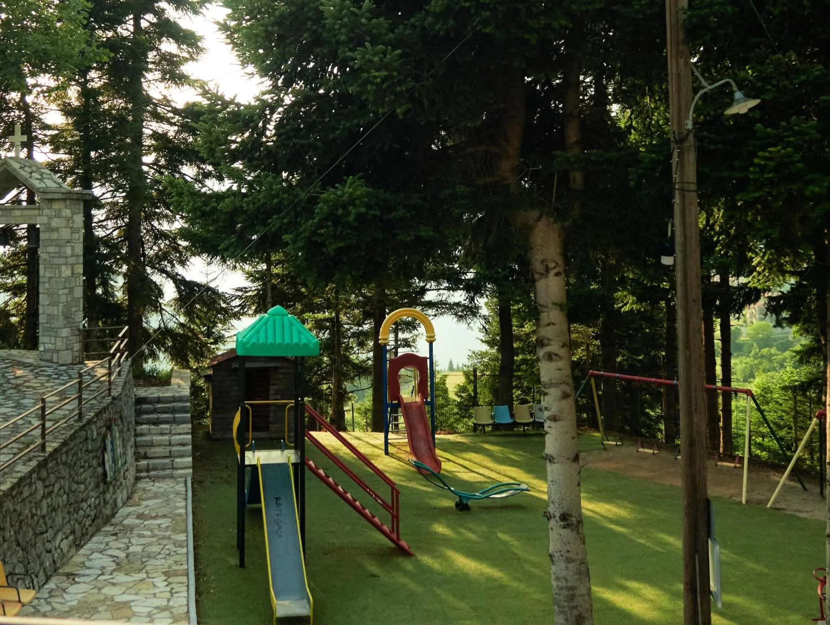 Restaurant/places to eat in Omalia Village