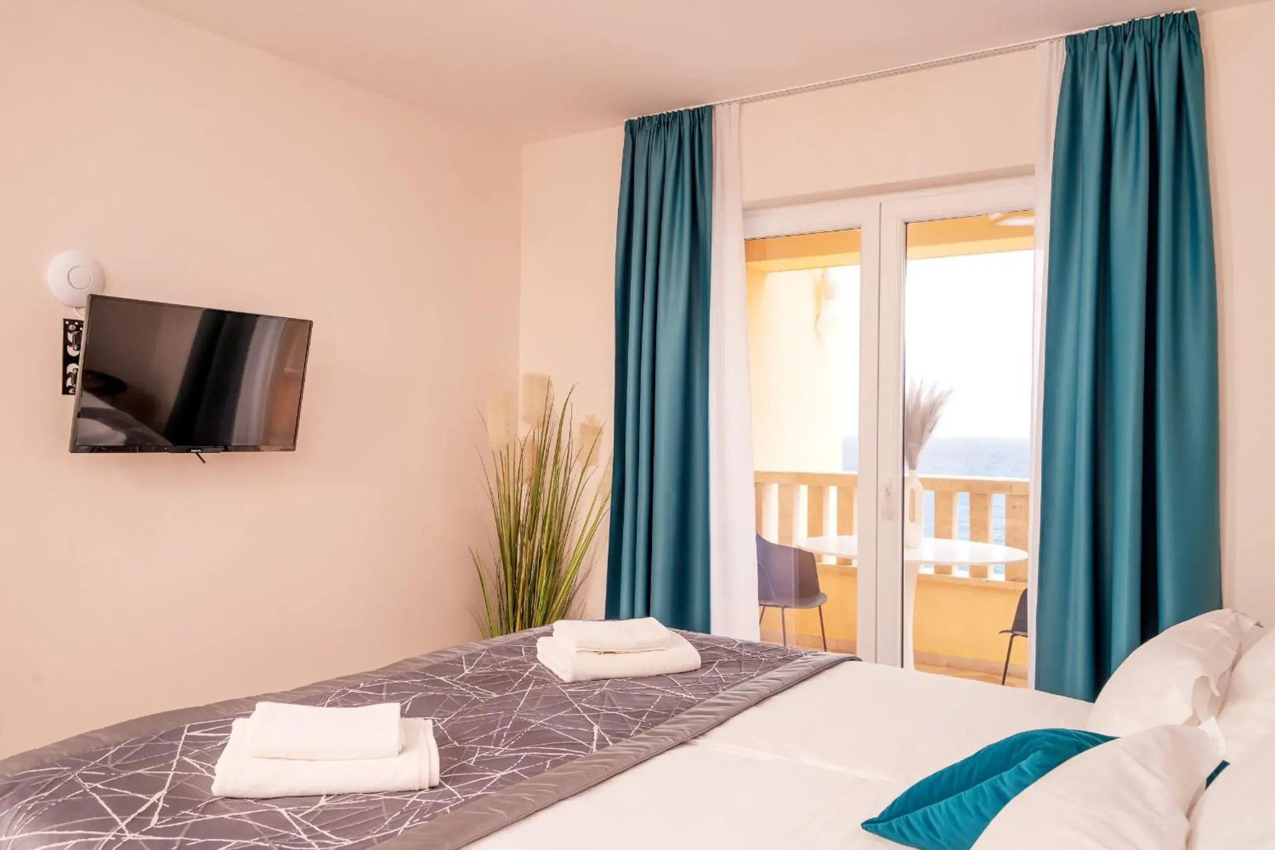 Studio with Sea View in Hotel SOL Studio with Sea View in Hotel SOL
