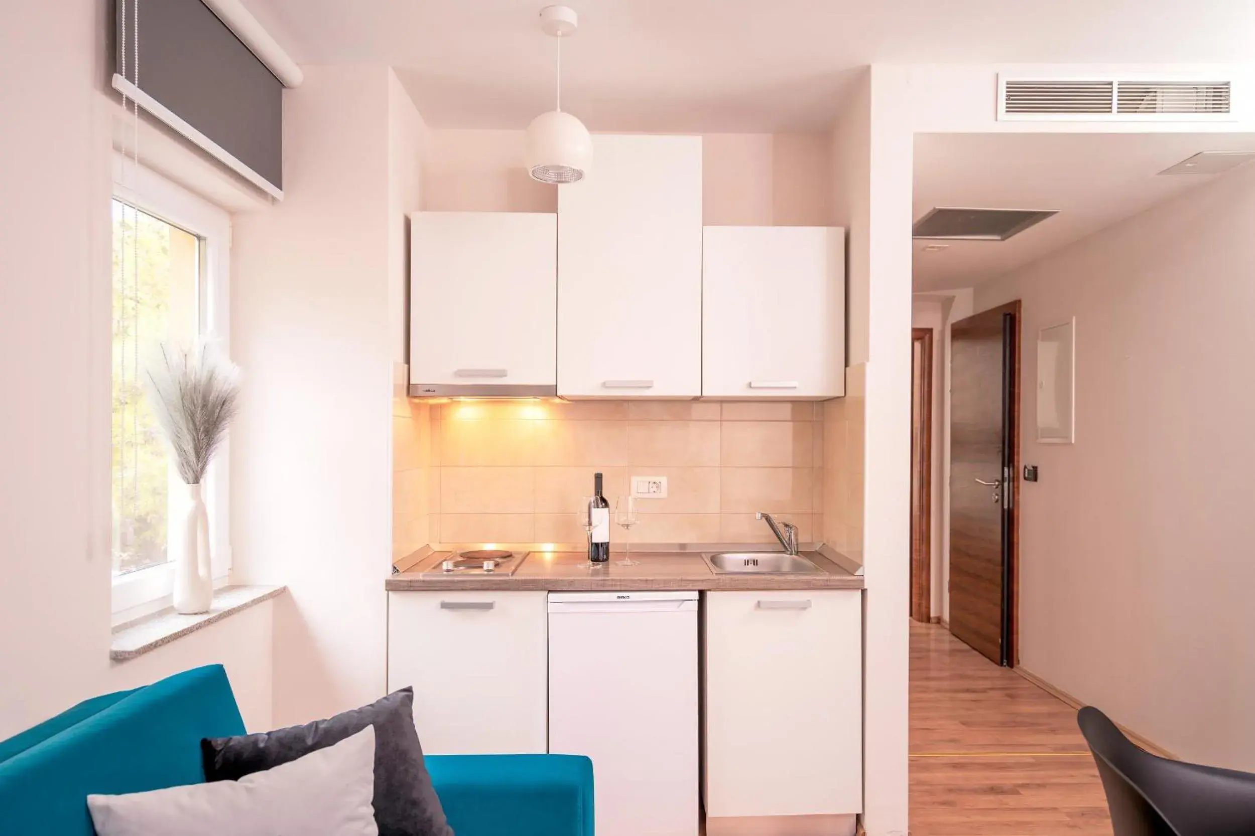 One-Bedroom Apartment with Balcony in Hotel SOL One-Bedroom Apartment with Balcony in Hotel SOL