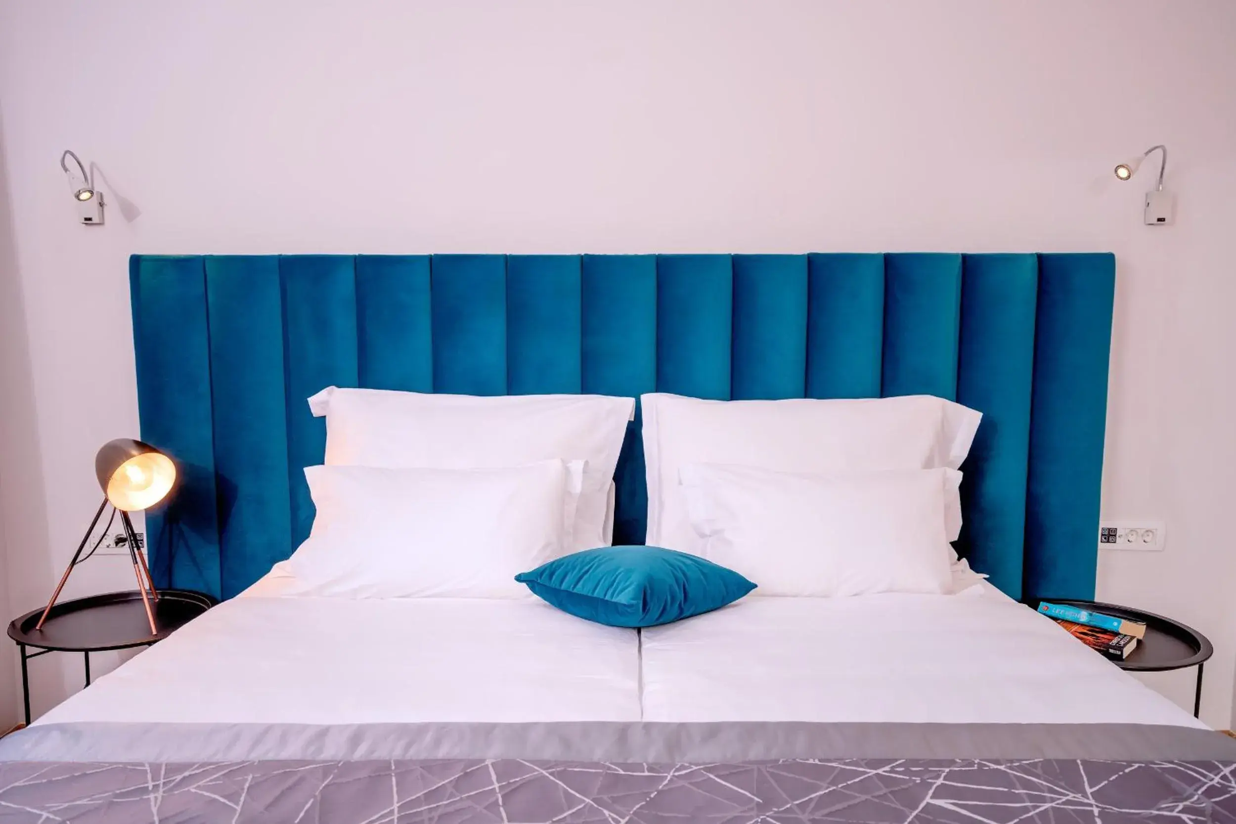 One-Bedroom Apartment with Balcony in Hotel SOL One-Bedroom Apartment with Balcony in Hotel SOL
