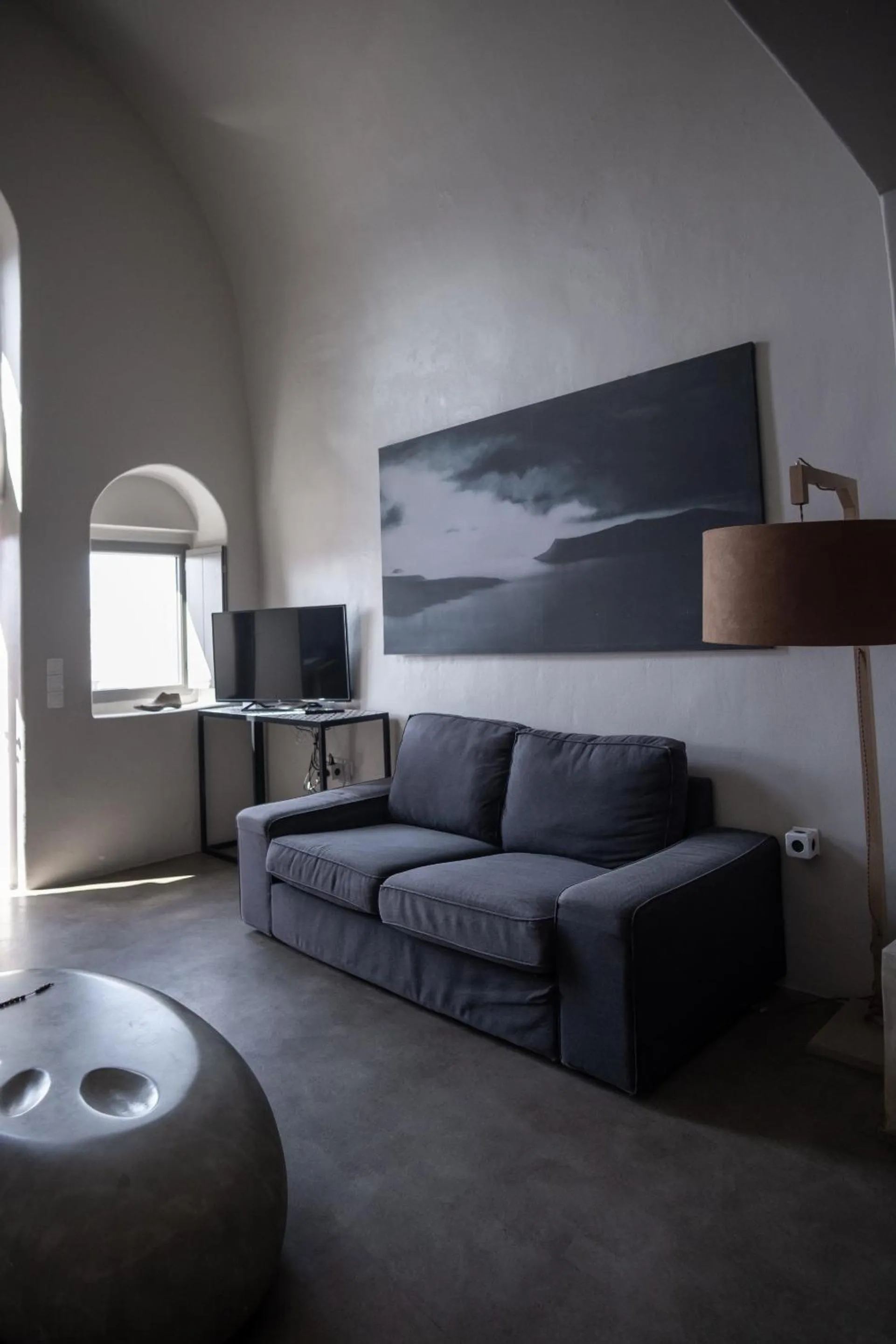 Living room in Alafouzou Cave Loft