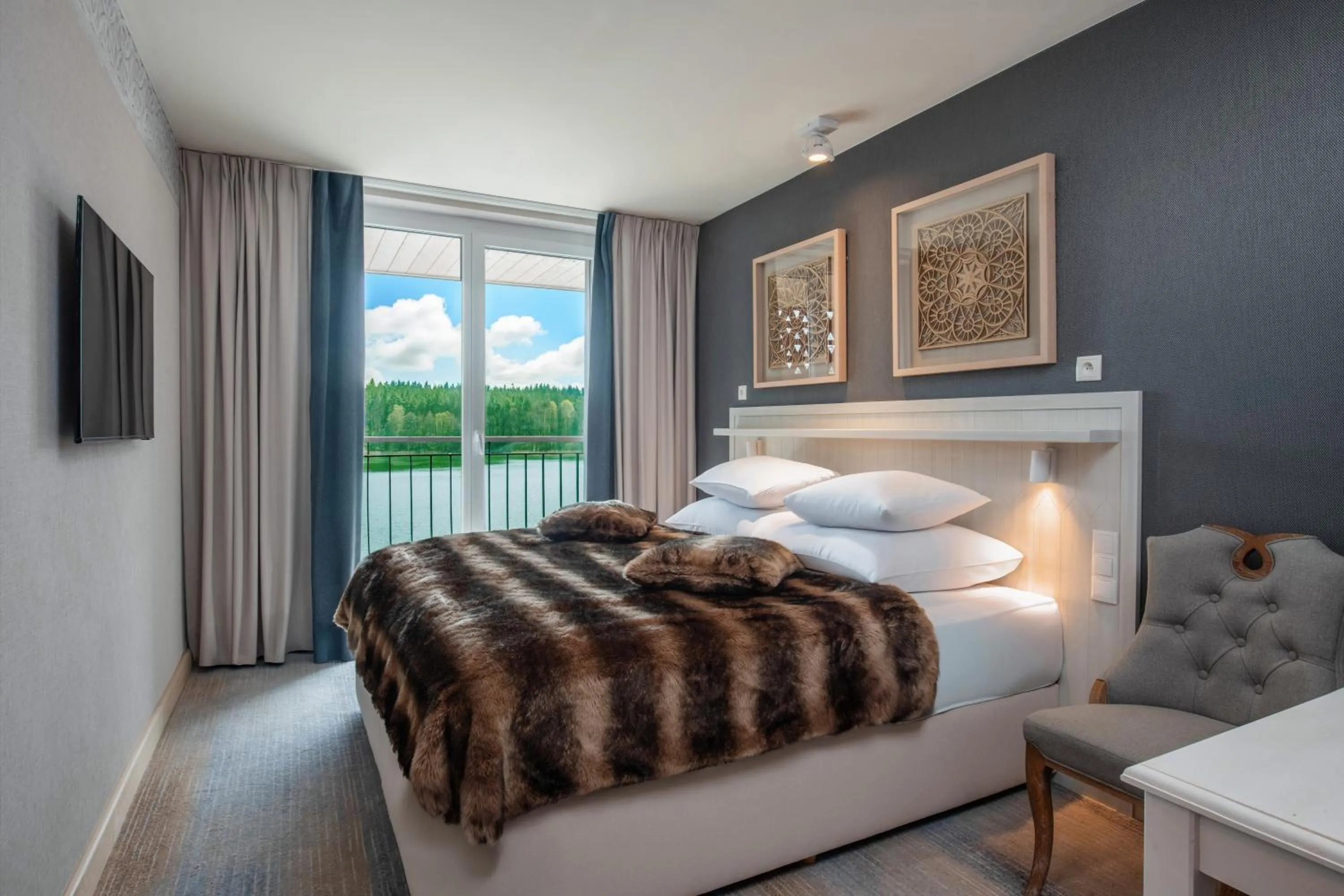 Double Room with Lake View in Aries Lago Park Hotel & SPA, Mazury