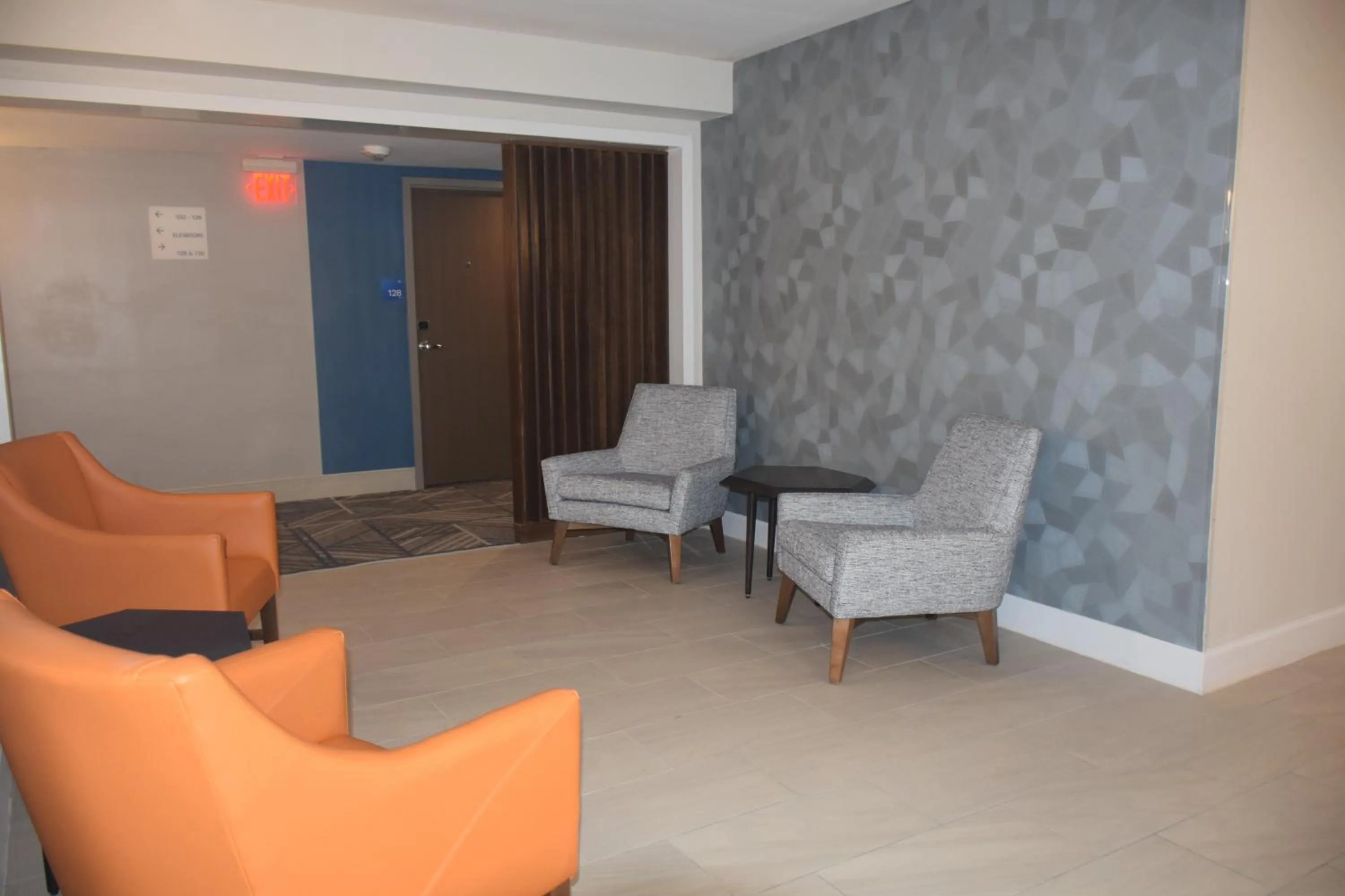 Lobby or reception in Holiday Inn Express Corpus Christi - Beachfront by IHG
