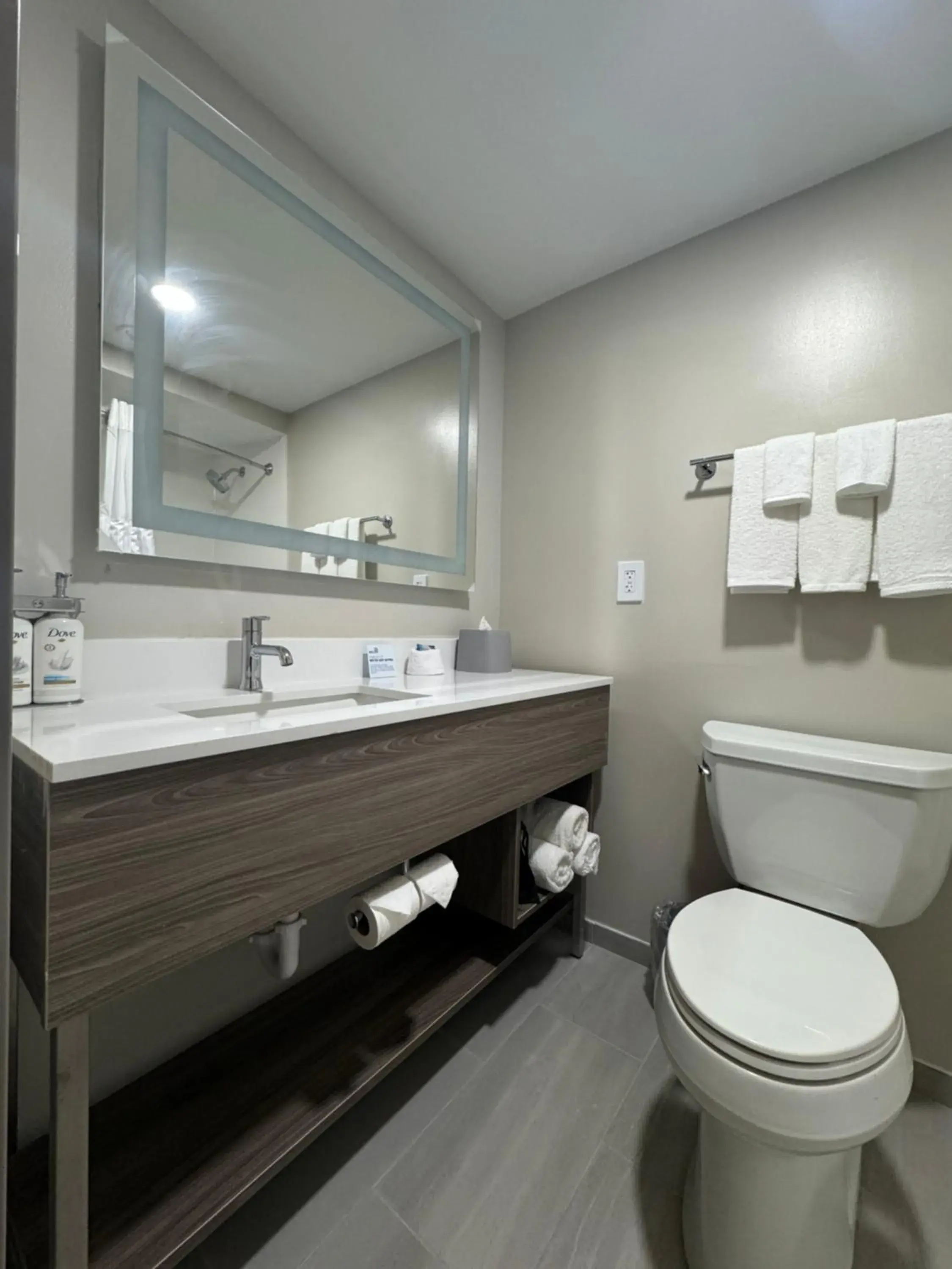 Standard Room in Holiday Inn Express Corpus Christi - Beachfront by IHG Standard Room in Holiday Inn Express Corpus Christi - Beachfront by IHG